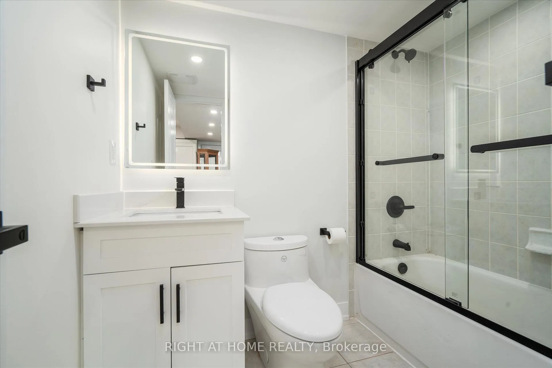 Photo 19 of Unit 36, 735 Sheppard Avenue W, Pickering, Woodlands — HOMEH