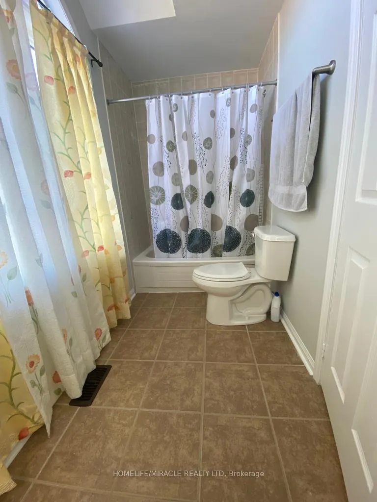 Photo 28 of 28 Tawnie Crescent, Brampton, Credit Valley — HOMEH
