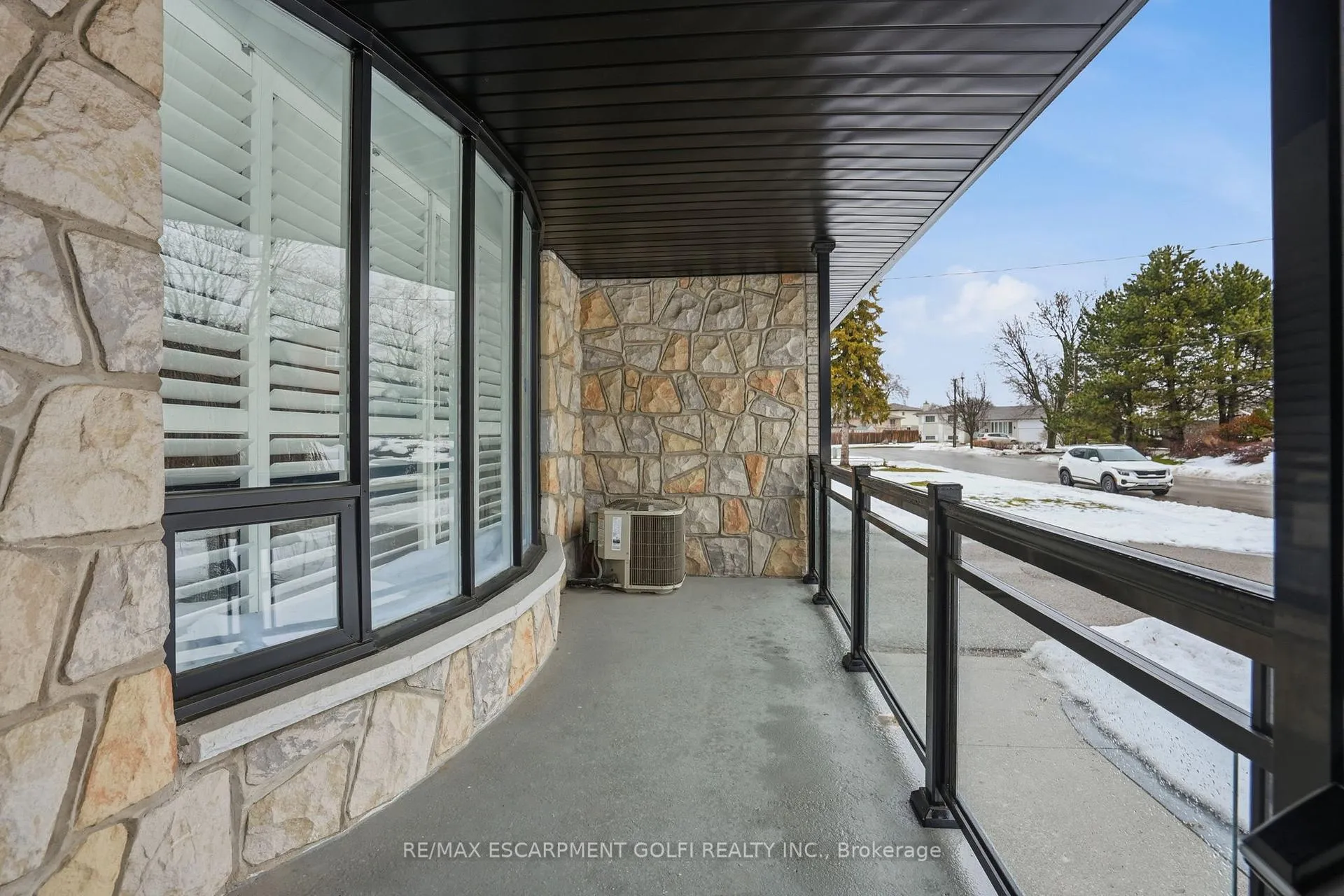 Photo 2 of 20 Amber Street, Brantford — HOMEH