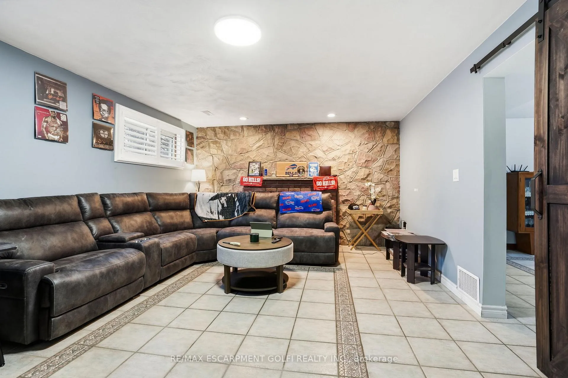 Photo 24 of 20 Amber Street, Brantford — HOMEH