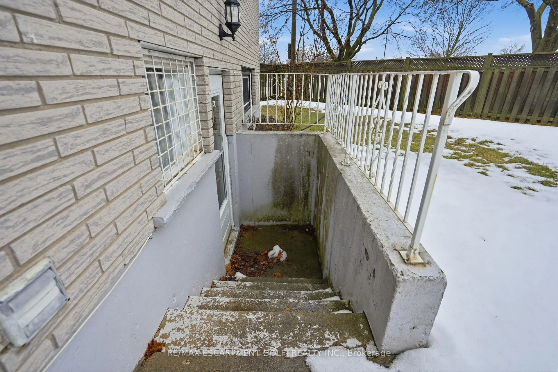 Photo 26 of 20 Amber Street, Brantford — HOMEH