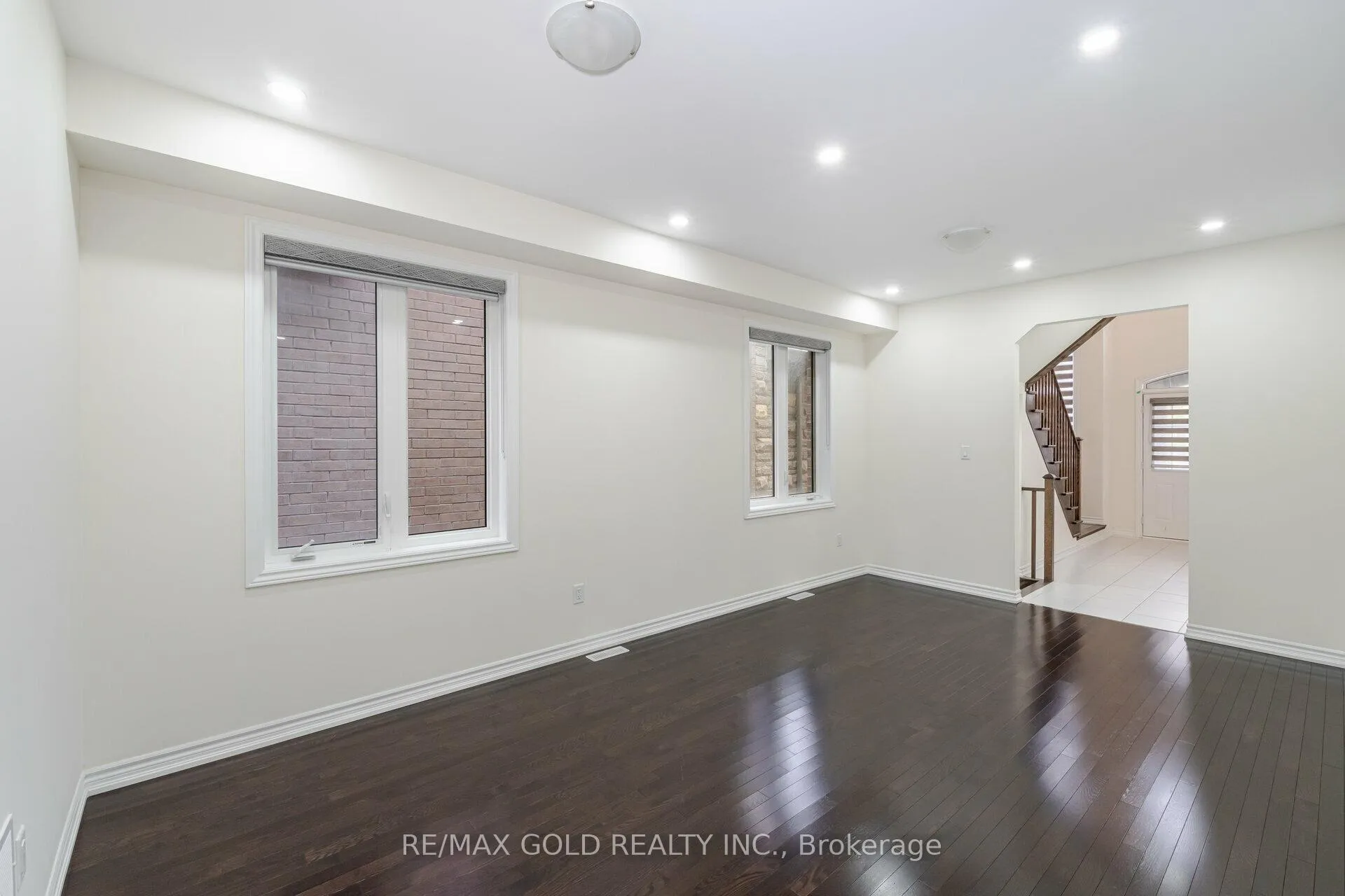 Photo 8 of 63 Hawtrey Road, Brampton, Northwest Brampton — HOMEH