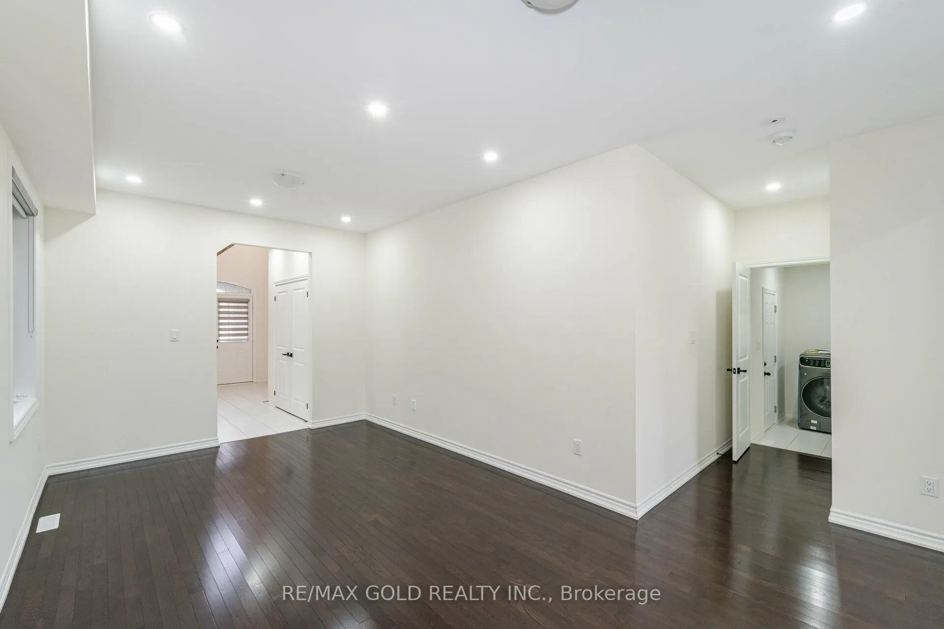 Photo 9 of 63 Hawtrey Road, Brampton, Northwest Brampton — HOMEH