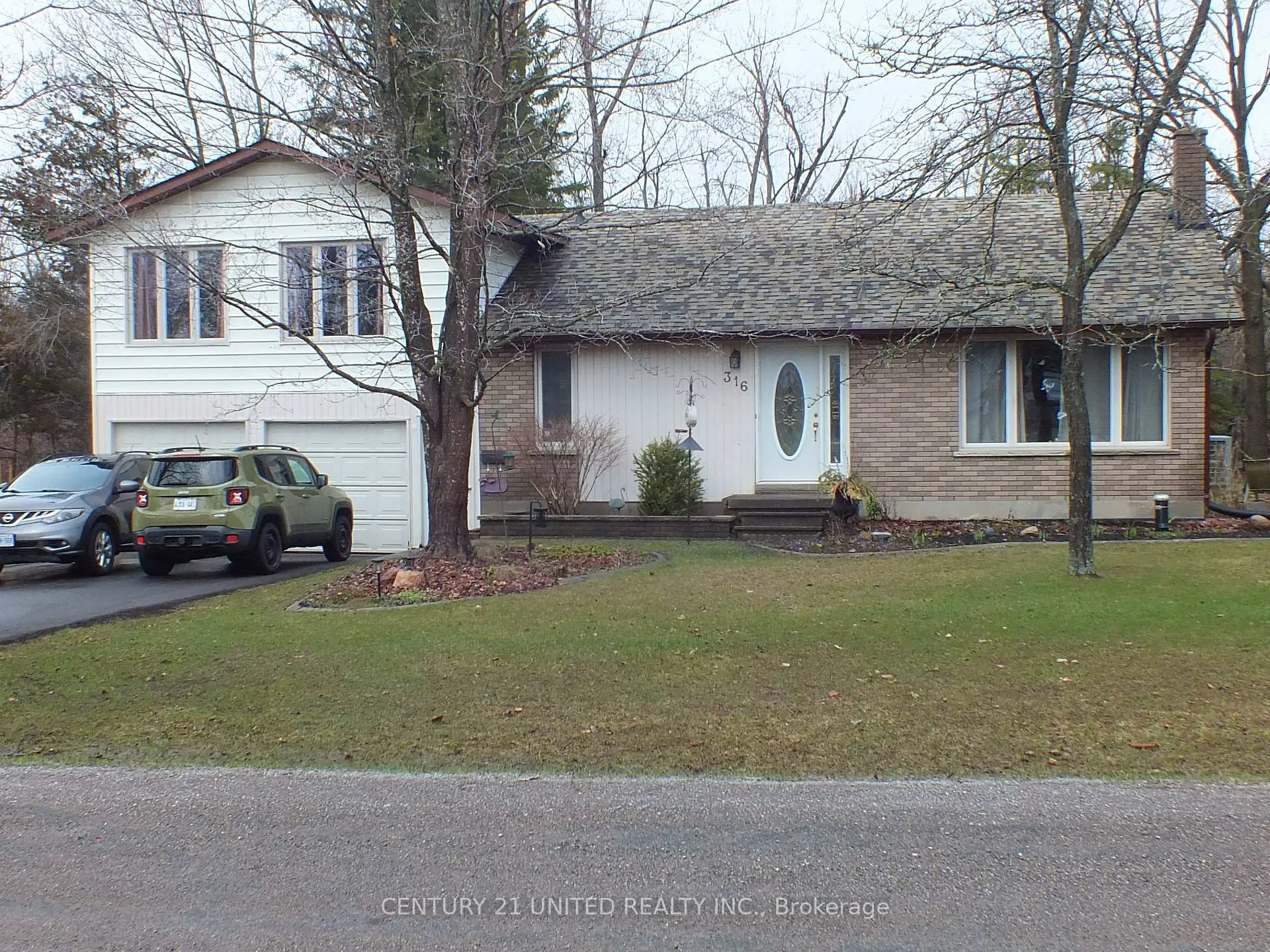 Front of 316 Leon Avenue