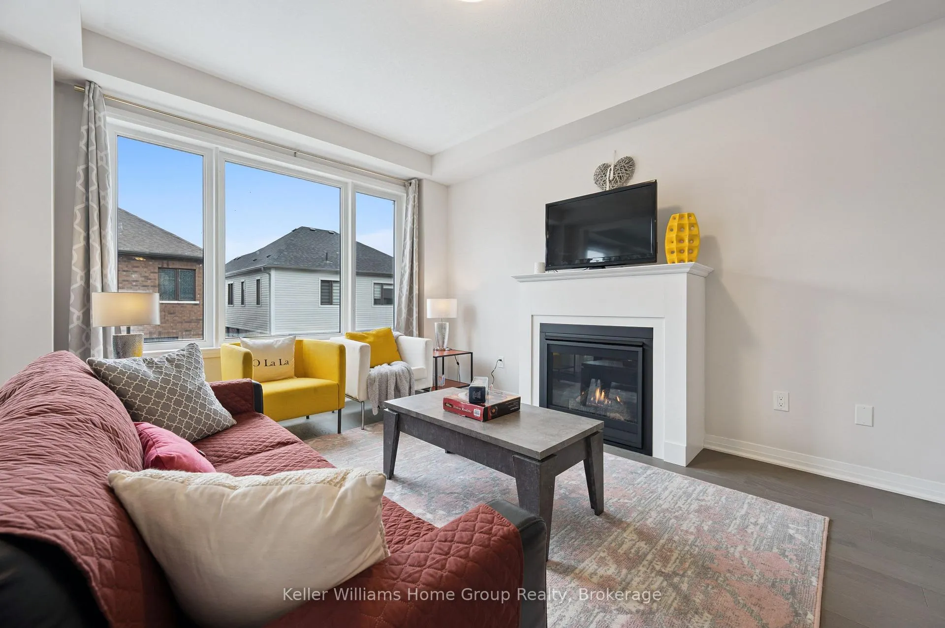 Photo 9 of 445 Robert Woolner Street, North Dumfries — HOMEH