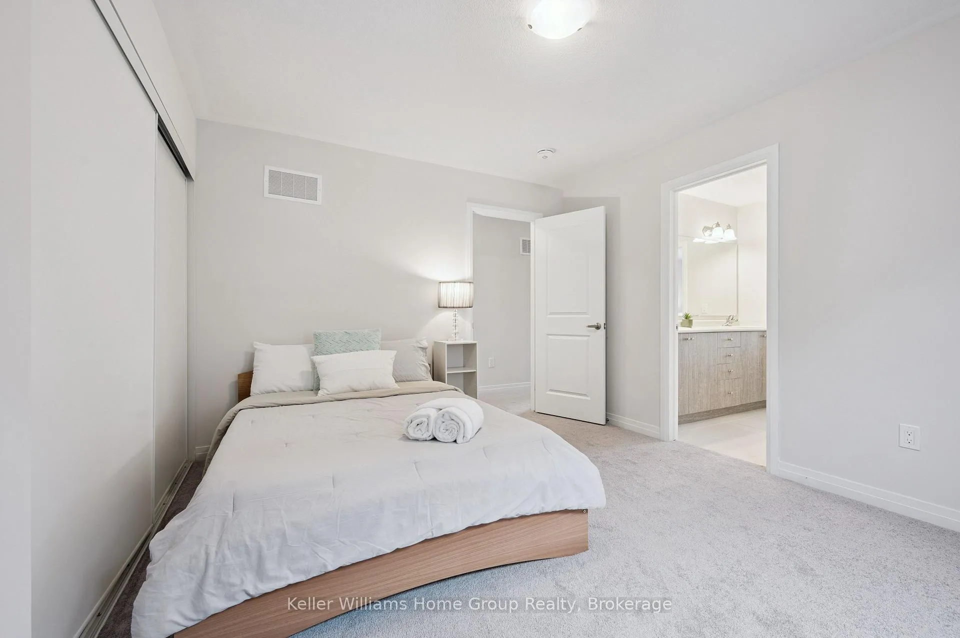 Photo 25 of 445 Robert Woolner Street, North Dumfries — HOMEH