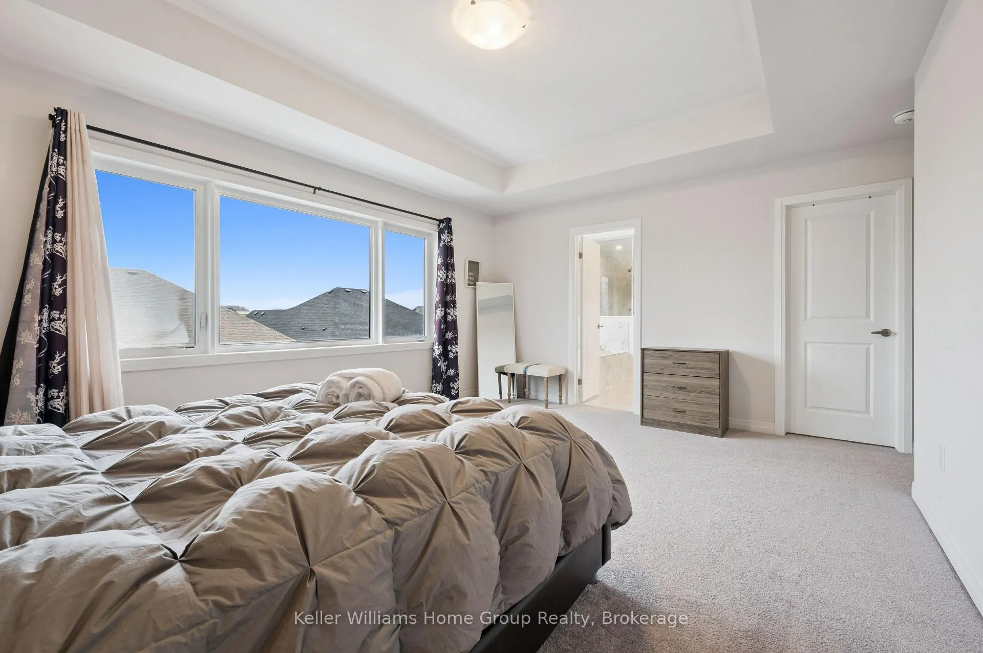 Photo 32 of 445 Robert Woolner Street, North Dumfries — HOMEH