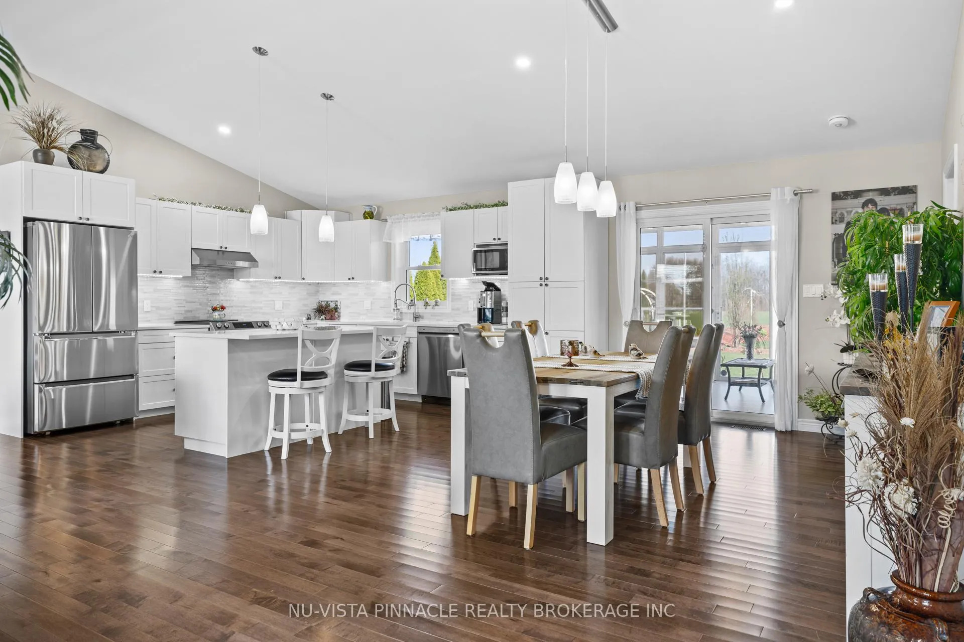 Photo 7 of 3864 St Clair Parkway, St. Clair — HOMEH