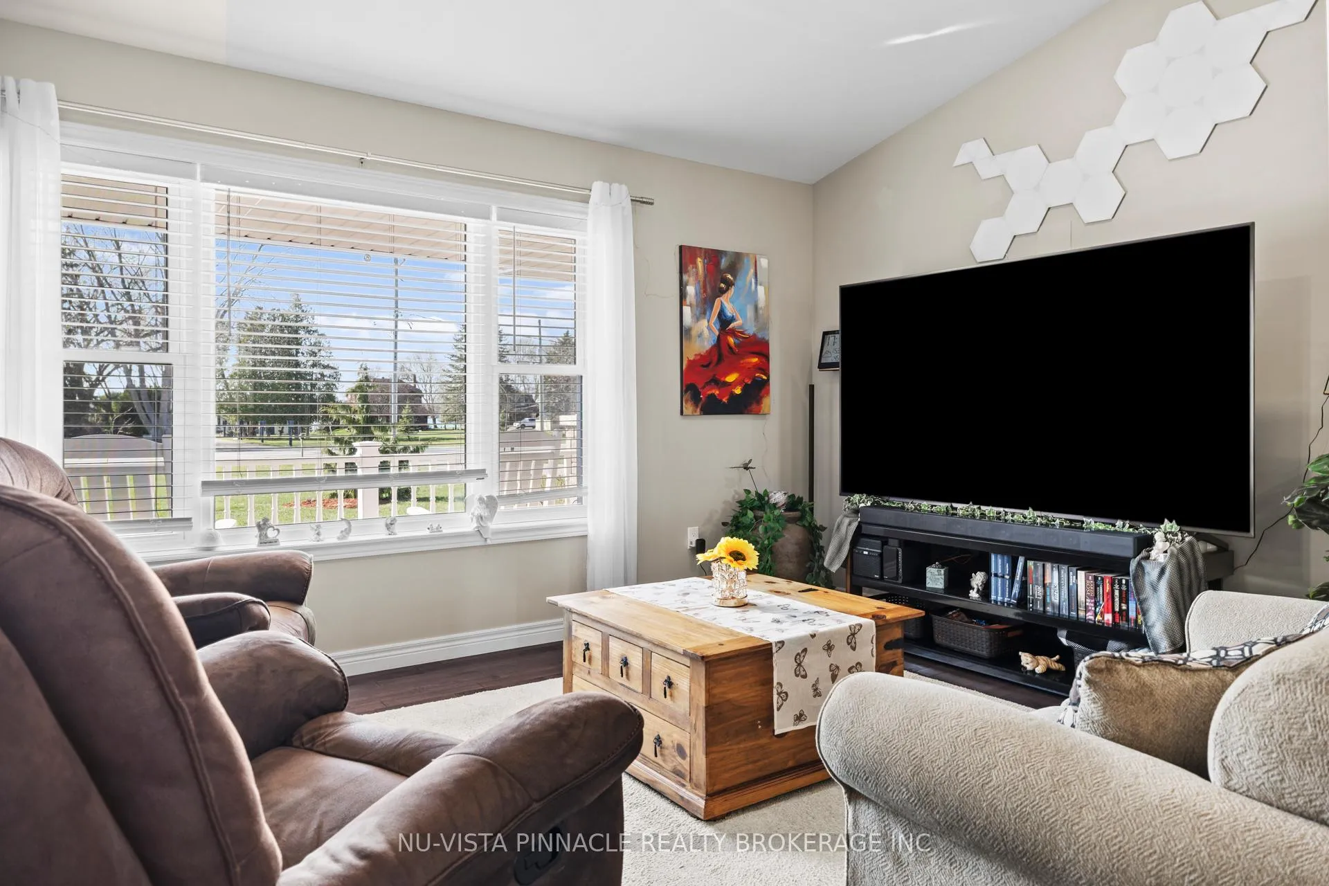 Photo 8 of 3864 St Clair Parkway, St. Clair — HOMEH