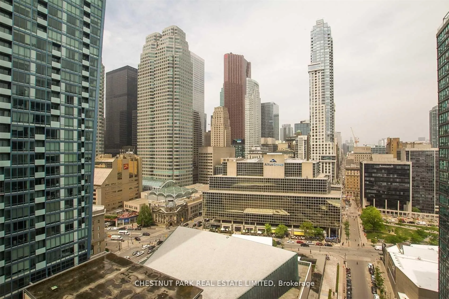 Photo 5 of Unit 2107, 25 The Esplanade, Toronto, Waterfront Communities — HOMEH