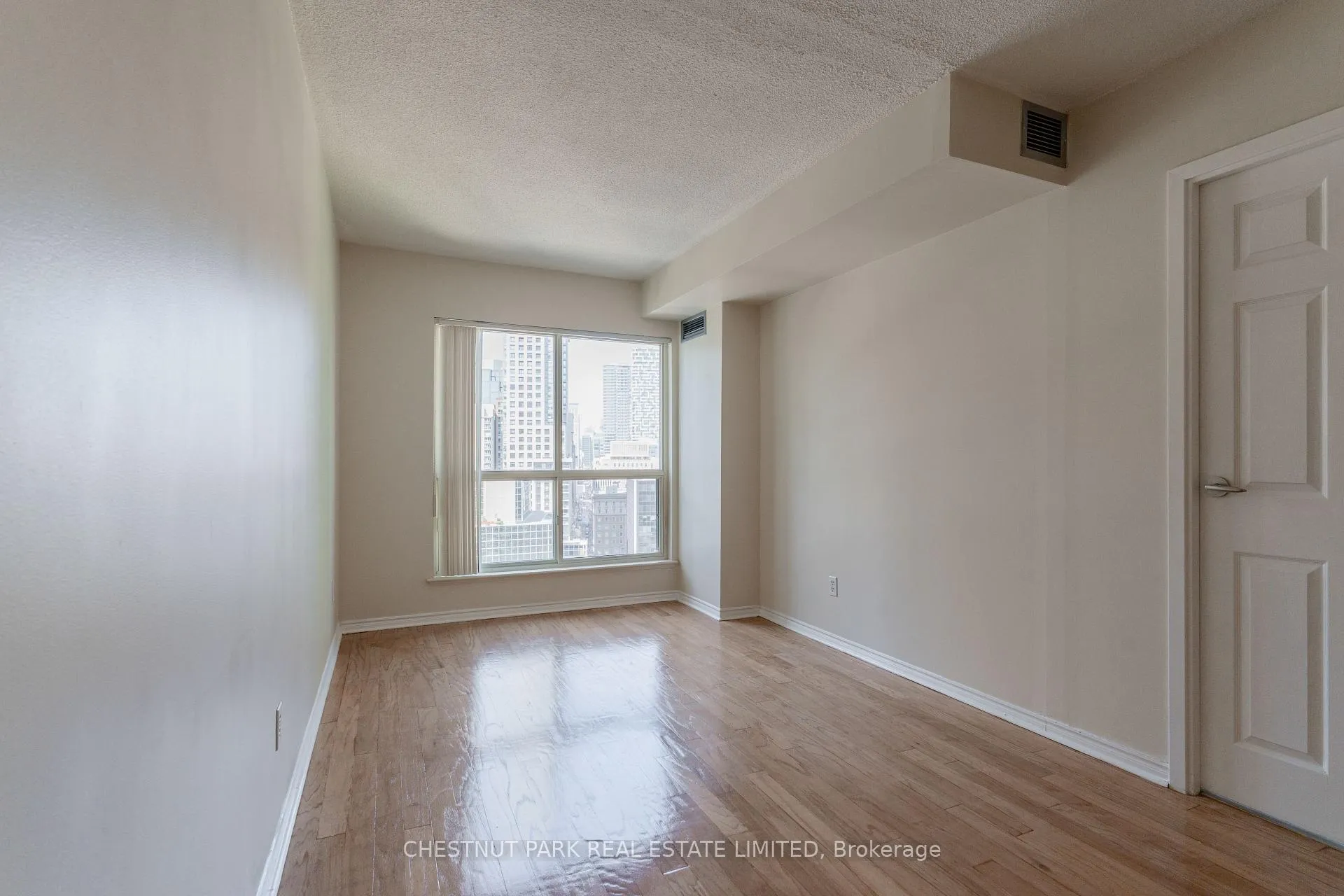 Photo 9 of Unit 2107, 25 The Esplanade, Toronto, Waterfront Communities — HOMEH
