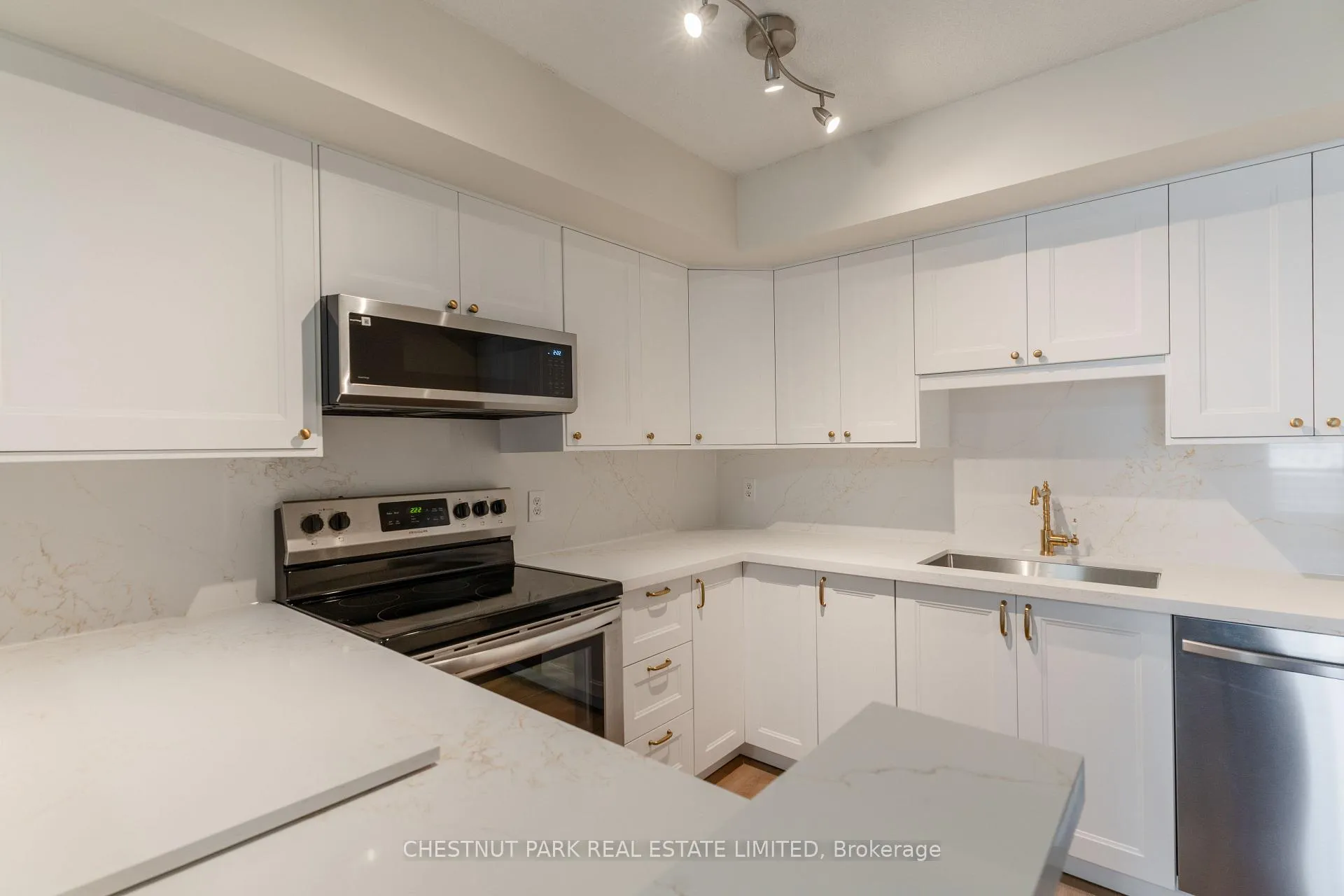 Photo 15 of Unit 2107, 25 The Esplanade, Toronto, Waterfront Communities — HOMEH