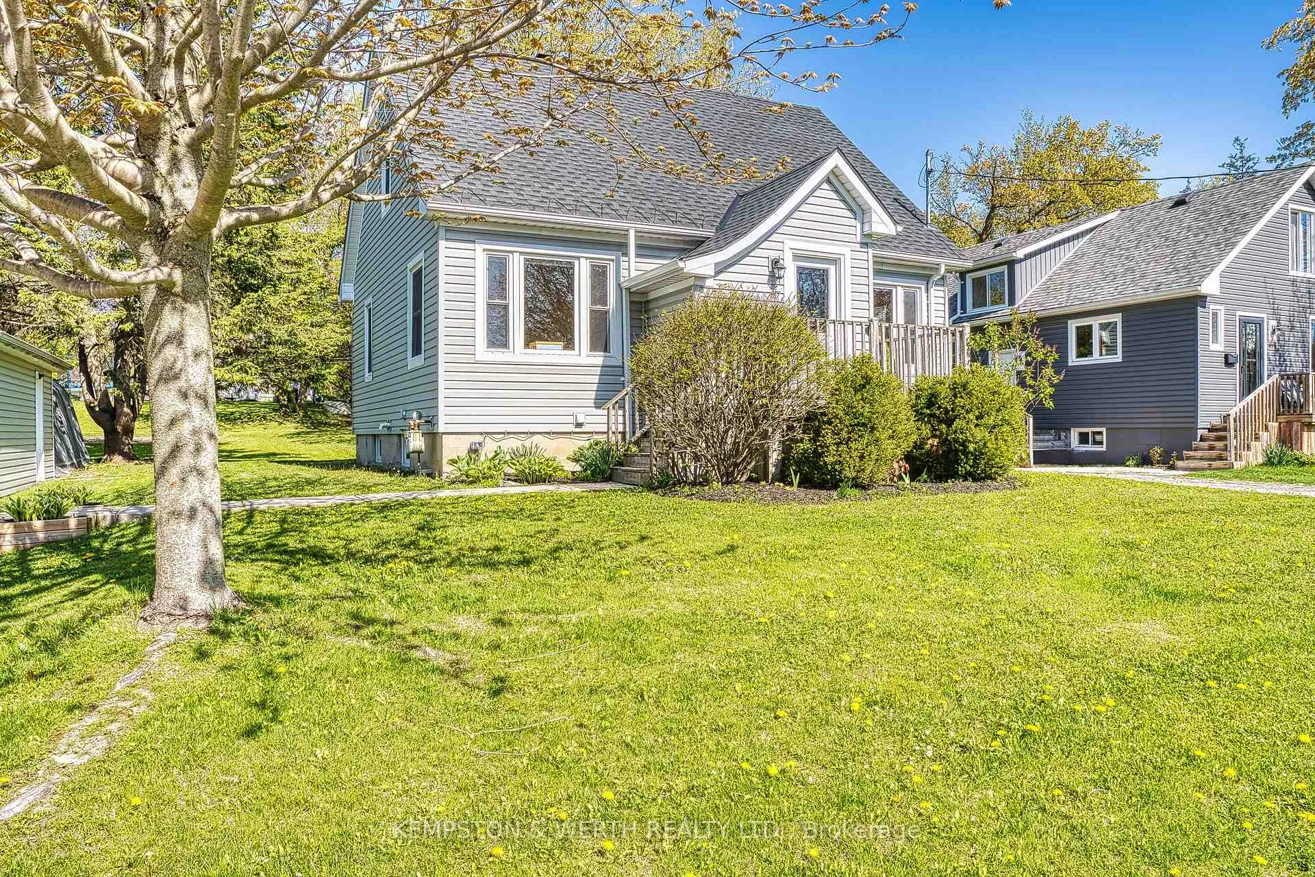 Photo 23 of 487 York Avenue N, North Perth, Listowel — HOMEH
