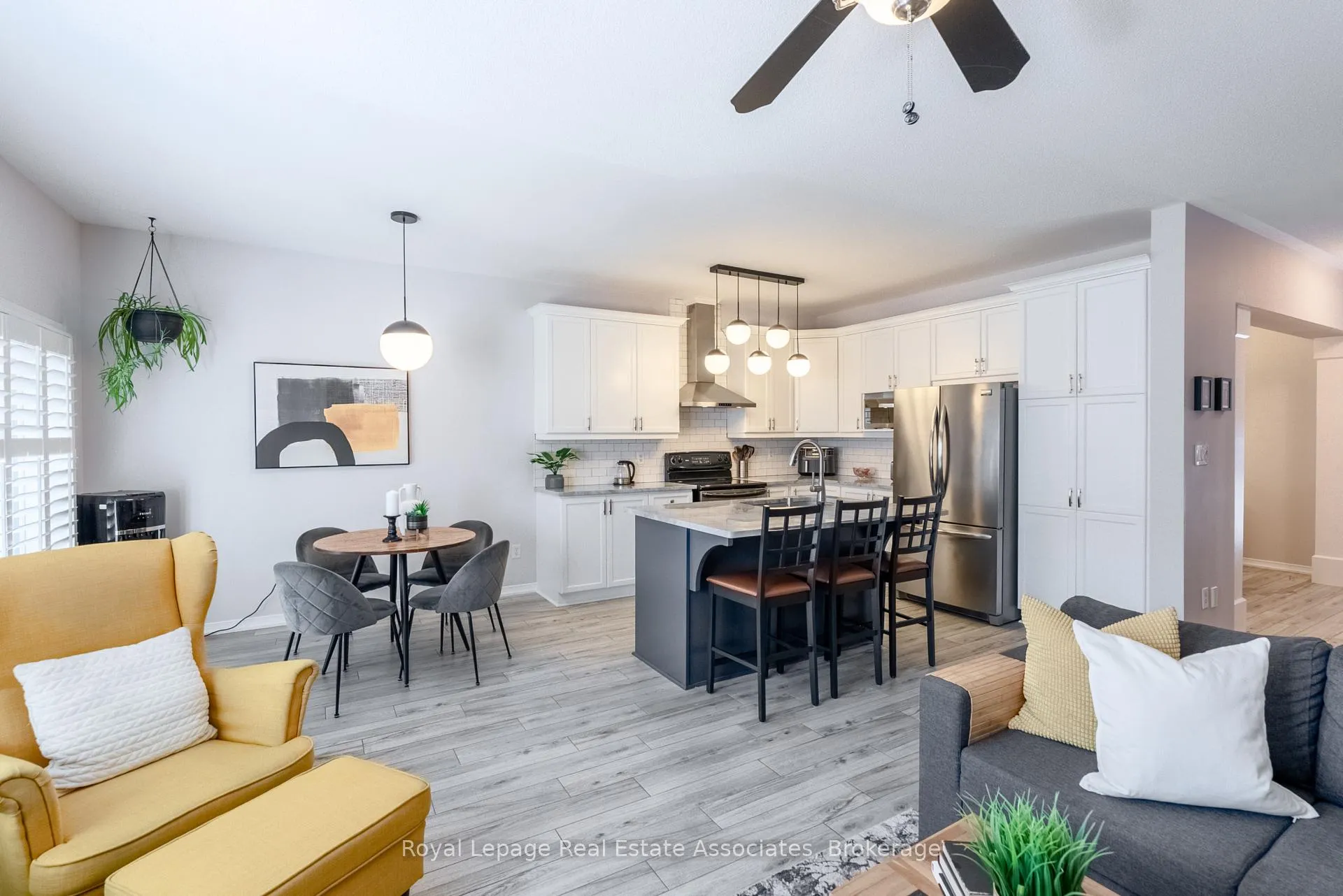 Photo 12 of 4680 Mcleod Road, Burlington, Alton — HOMEH
