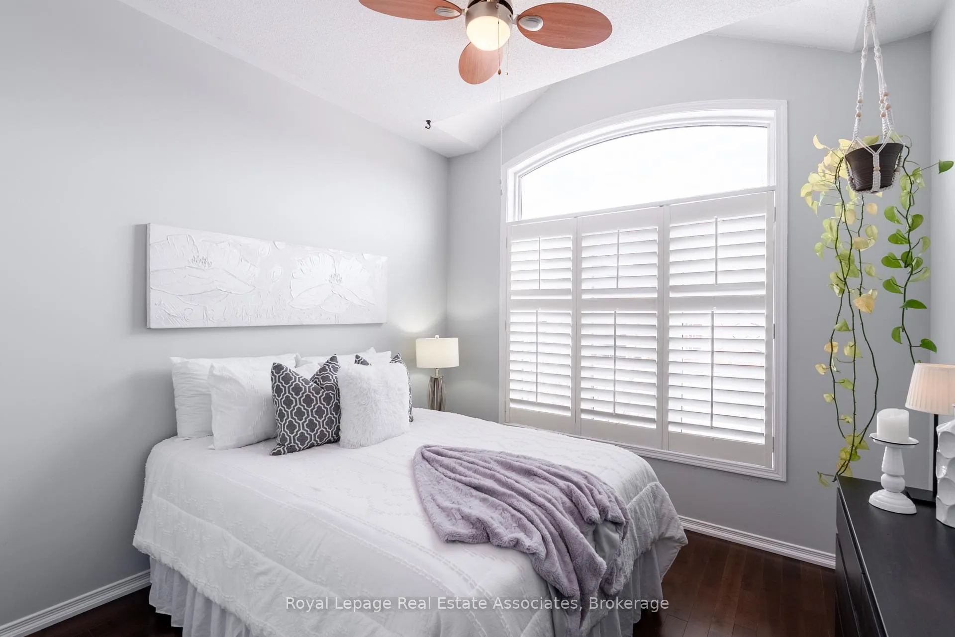 Photo 26 of 4680 Mcleod Road, Burlington, Alton — HOMEH