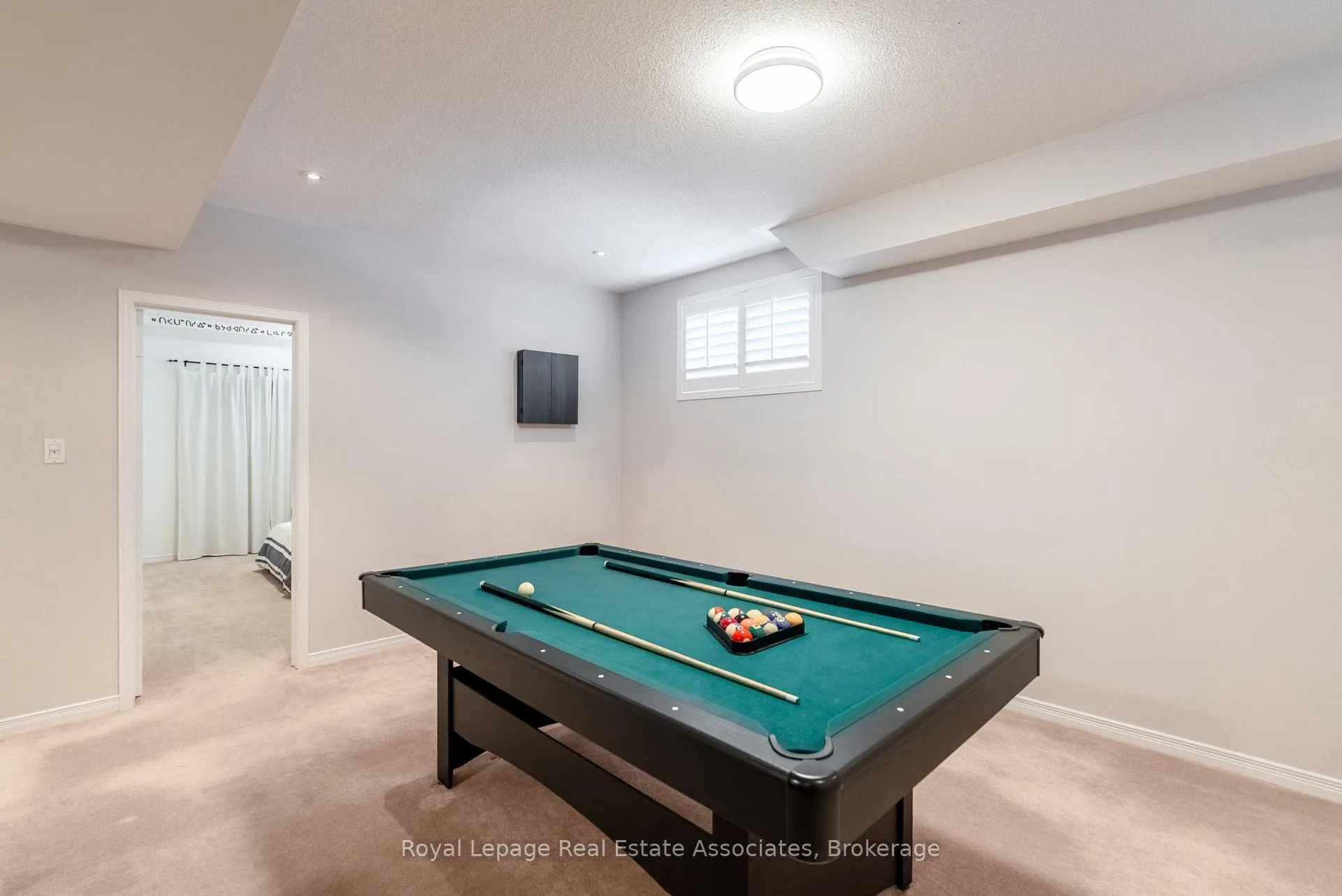 Photo 33 of 4680 Mcleod Road, Burlington, Alton — HOMEH