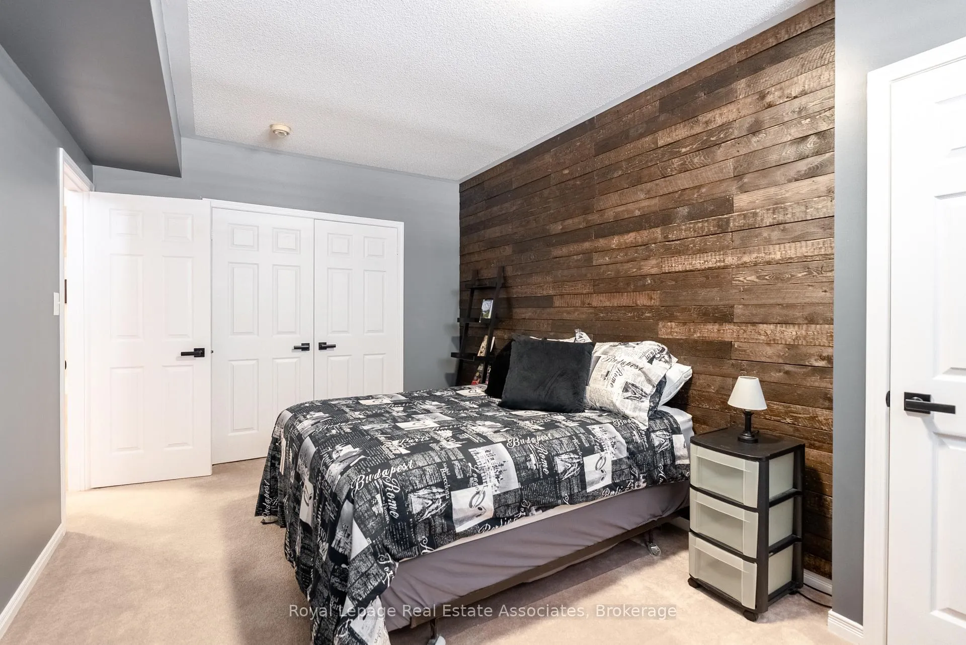 Photo 38 of 4680 Mcleod Road, Burlington, Alton — HOMEH