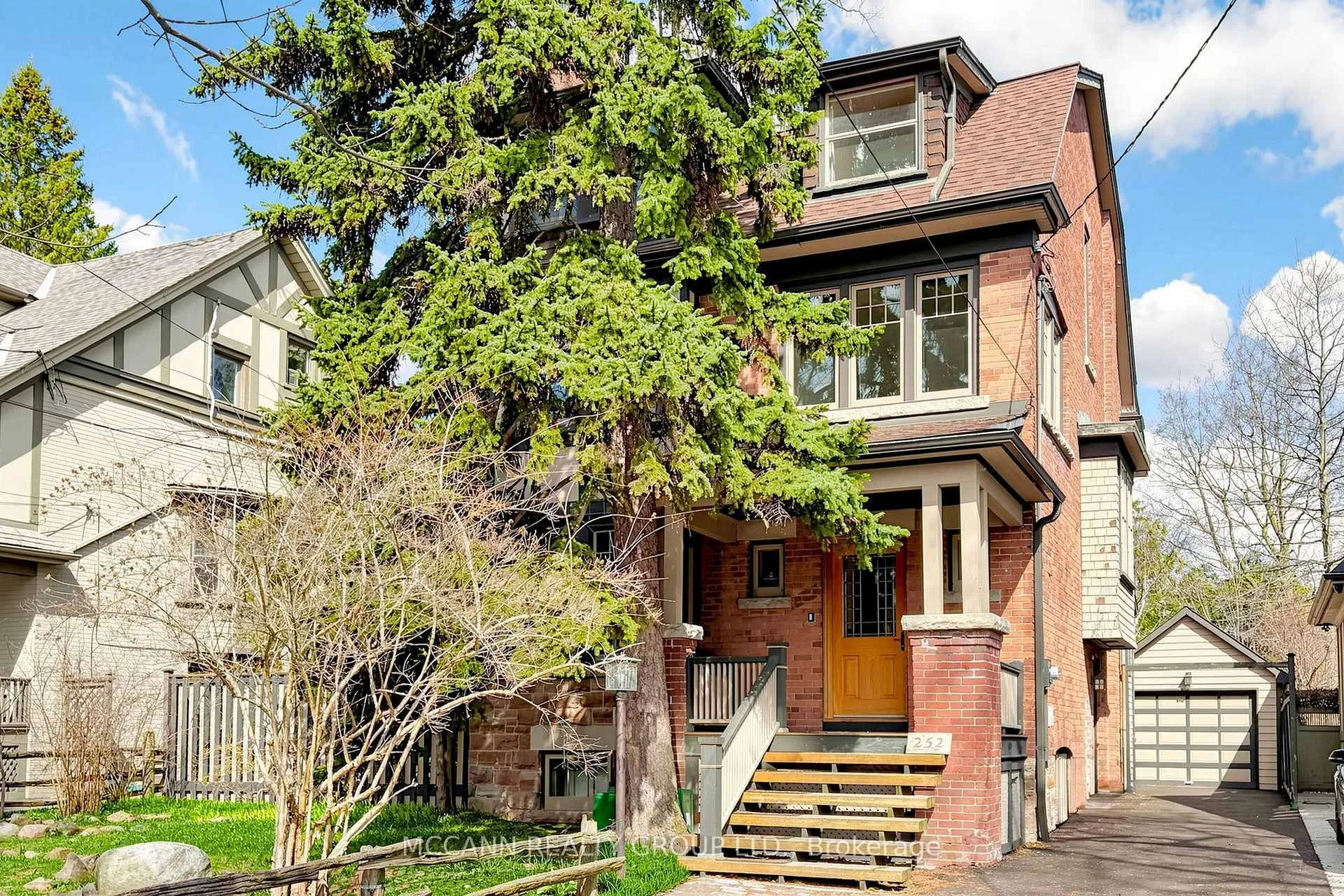 Front of 252 Sheldrake Boulevard