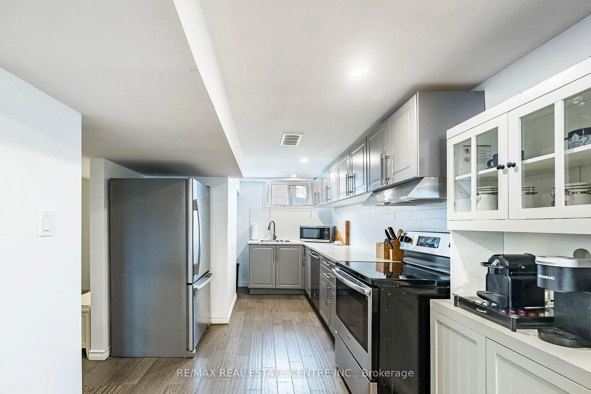 Photo 29 of 40 Ellis Crescent N, Waterloo — HOMEH