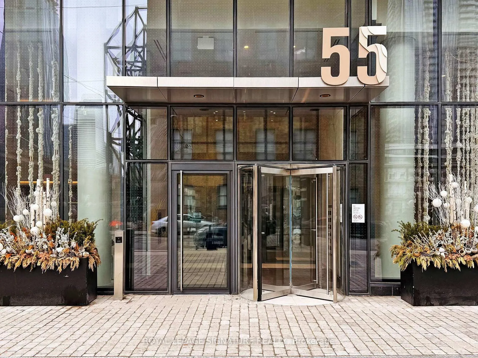Photo 2 of Unit 3807, 55 Cooper Street, Toronto, Waterfront Communities — HOMEH