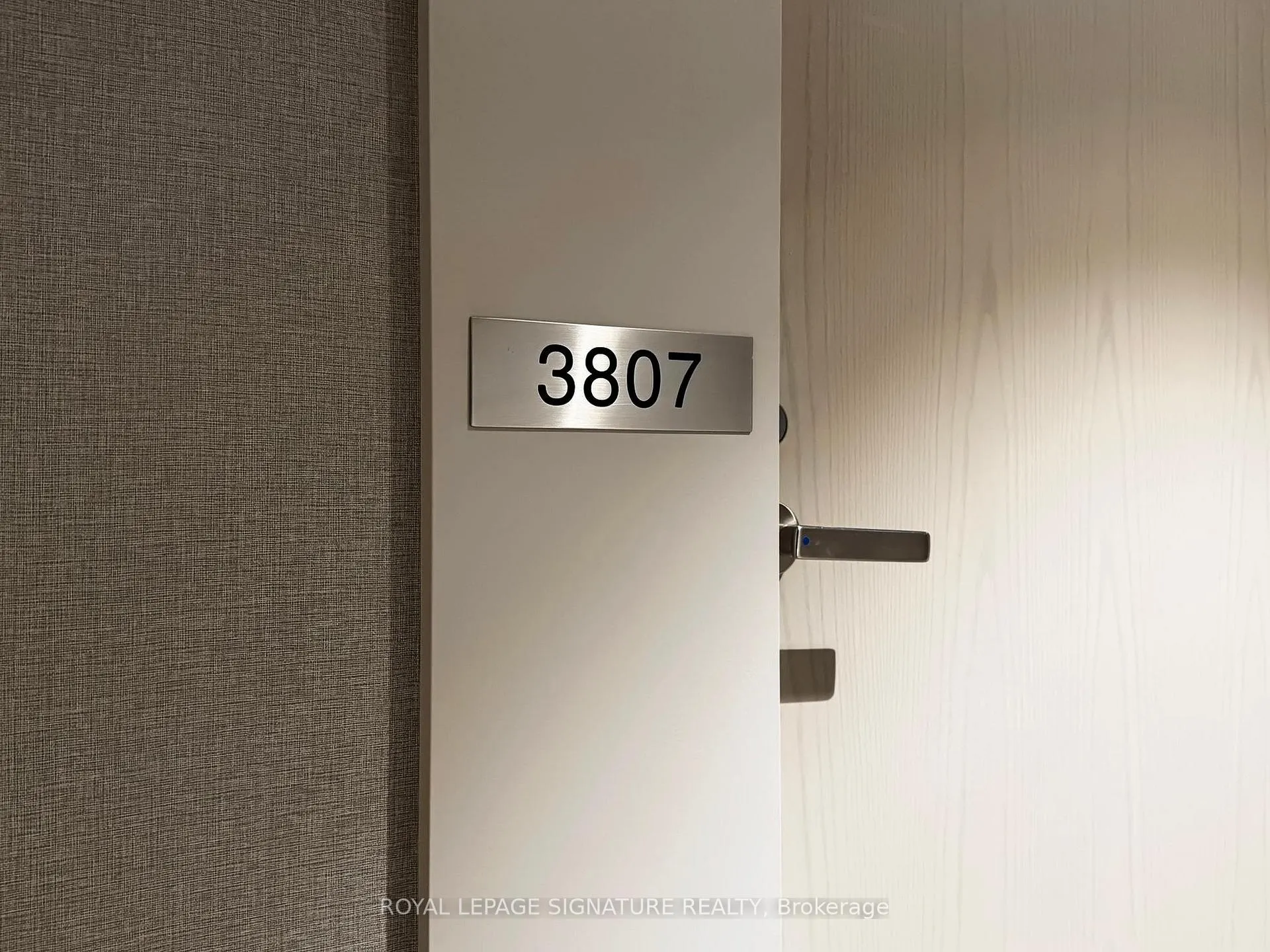 Photo 7 of Unit 3807, 55 Cooper Street, Toronto, Waterfront Communities — HOMEH