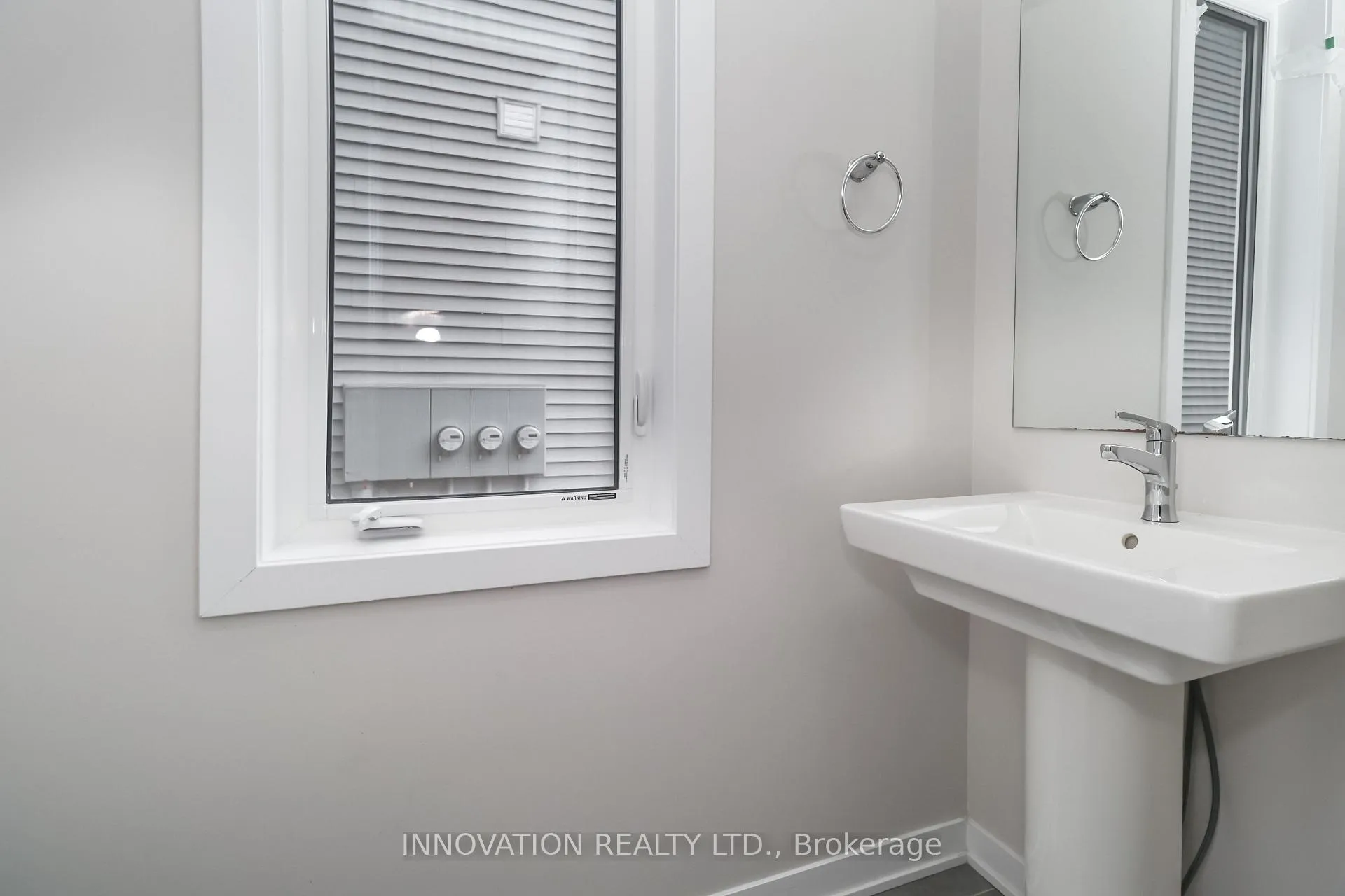 Photo 2 of 254 Surface Lane, Ottawa, Barrhaven - Half Moon Bay — HOMEH