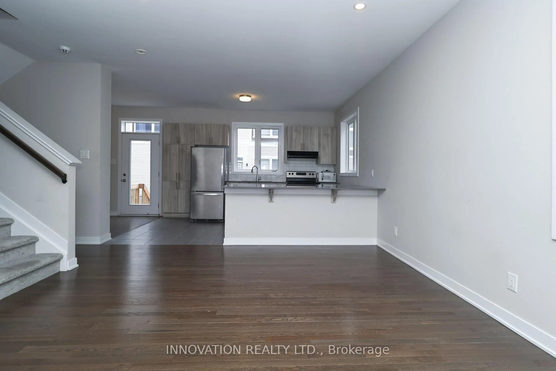 Photo 5 of 254 Surface Lane, Ottawa, Barrhaven - Half Moon Bay — HOMEH