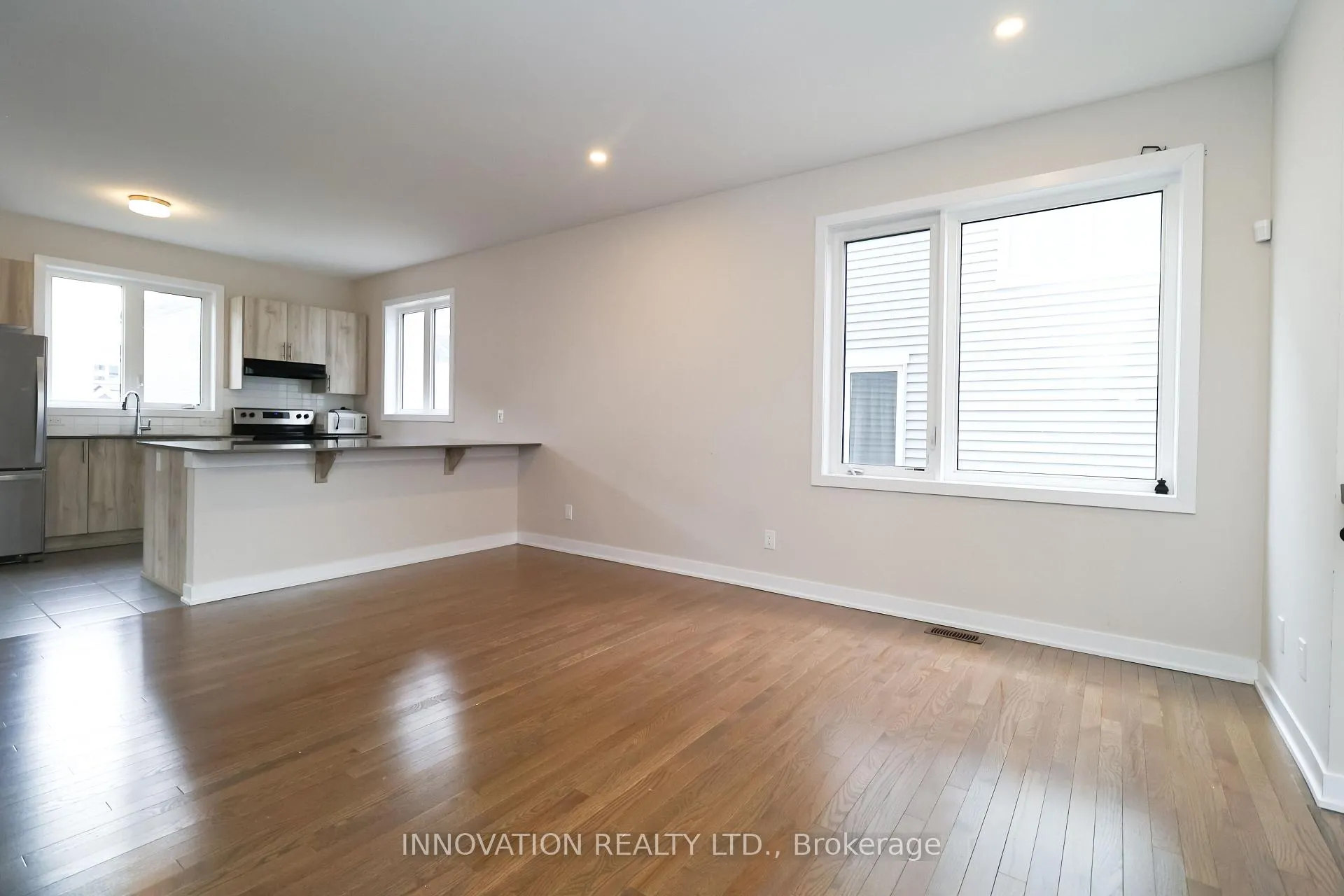 Photo 8 of 254 Surface Lane, Ottawa, Barrhaven - Half Moon Bay — HOMEH