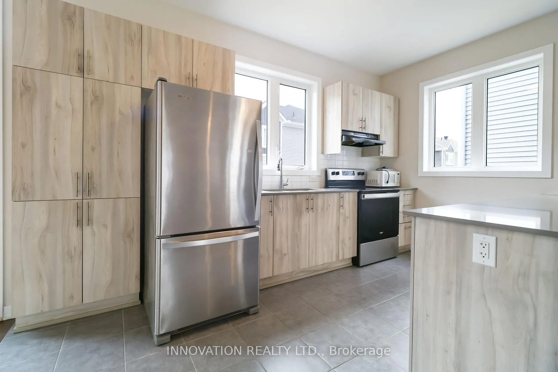 Photo 11 of 254 Surface Lane, Ottawa, Barrhaven - Half Moon Bay — HOMEH
