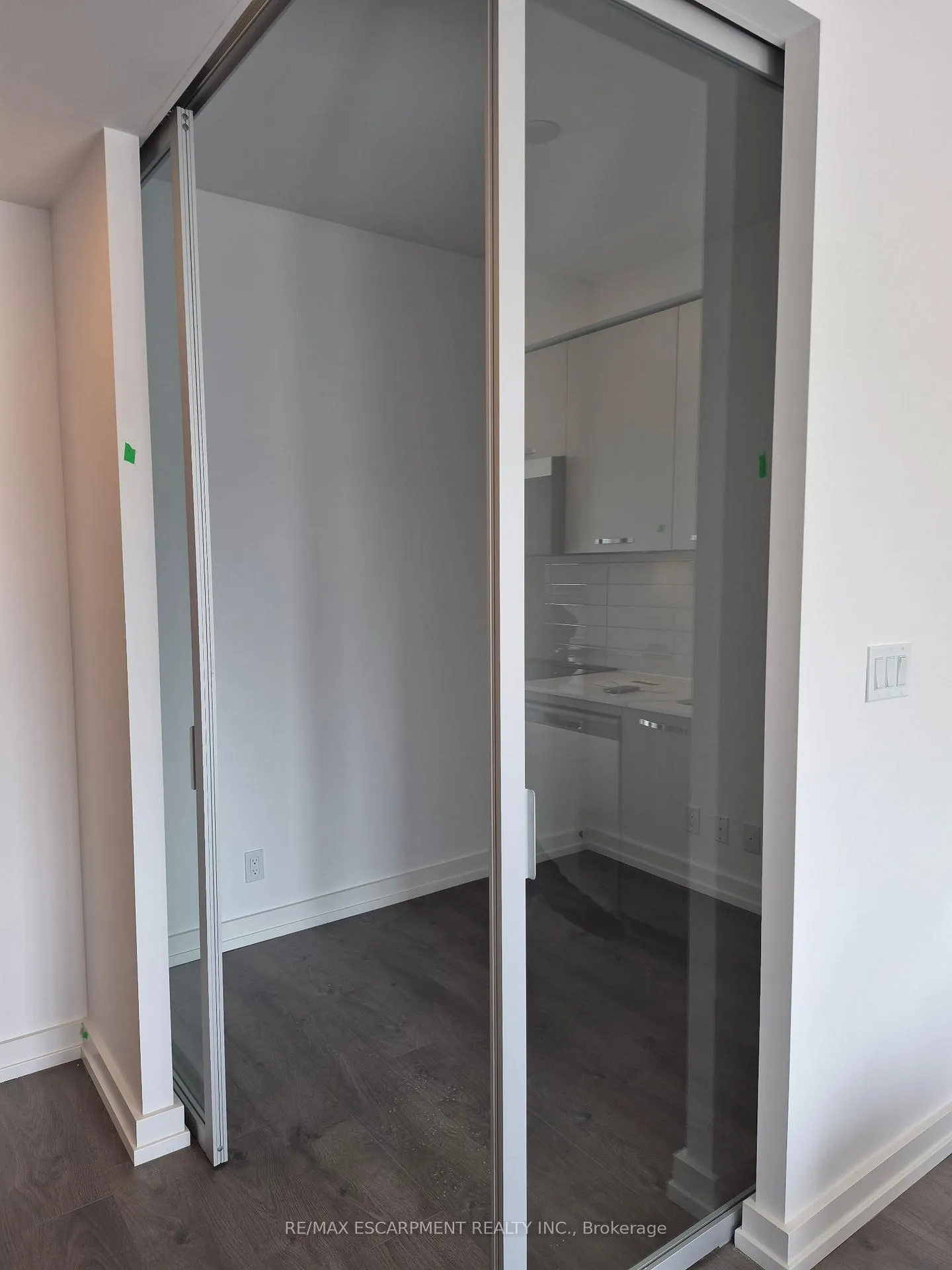 Photo 8 of Unit 818, 75 James Street S, Hamilton, Corktown — HOMEH