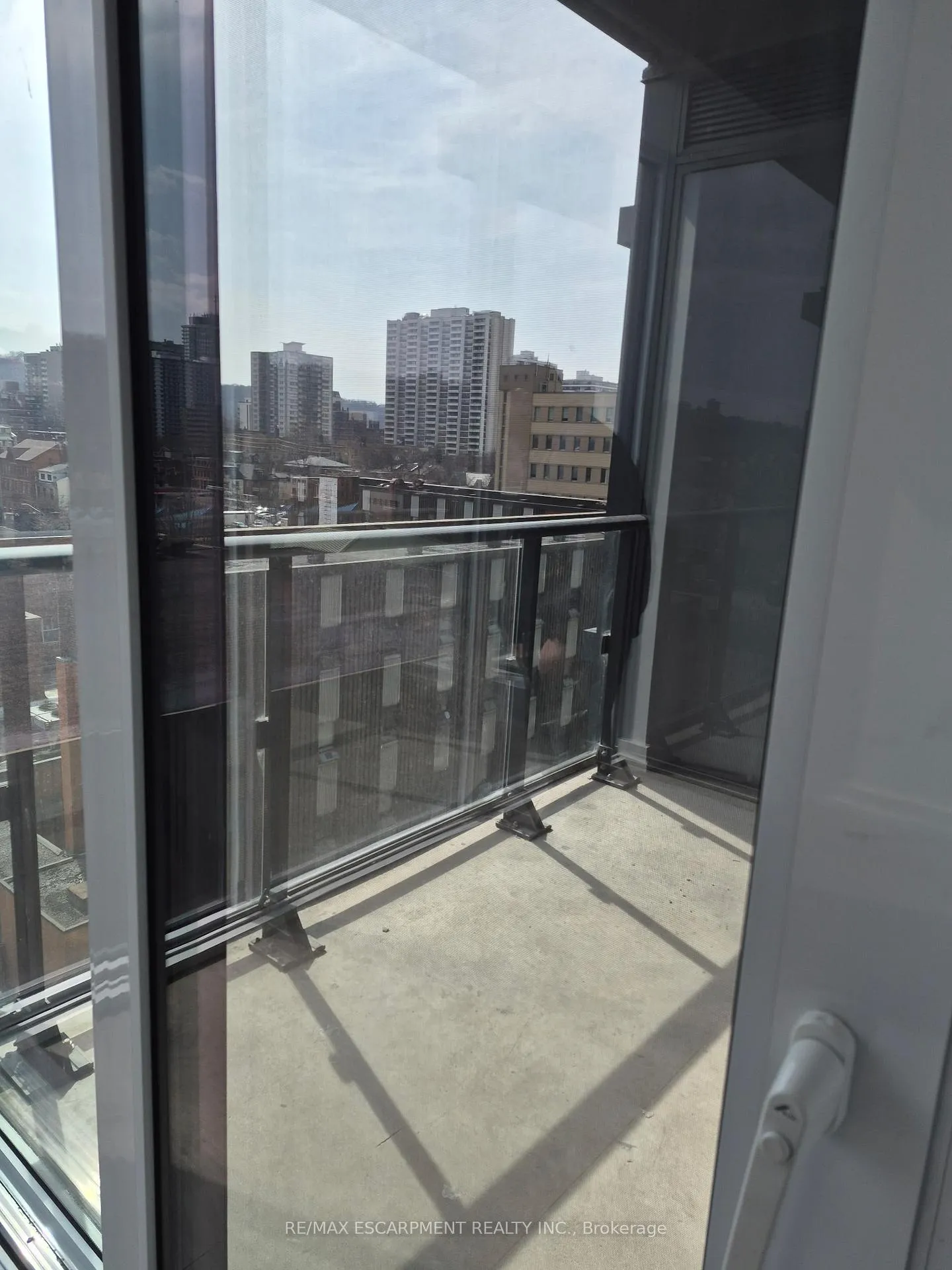 Photo 13 of Unit 818, 75 James Street S, Hamilton, Corktown — HOMEH