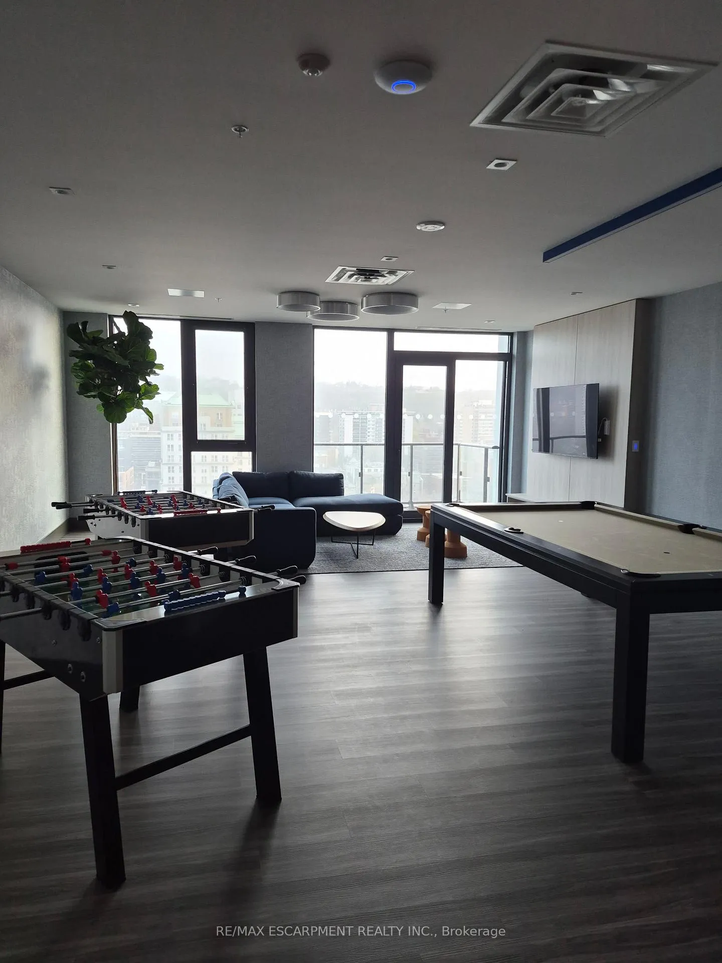 Photo 26 of Unit 818, 75 James Street S, Hamilton, Corktown — HOMEH