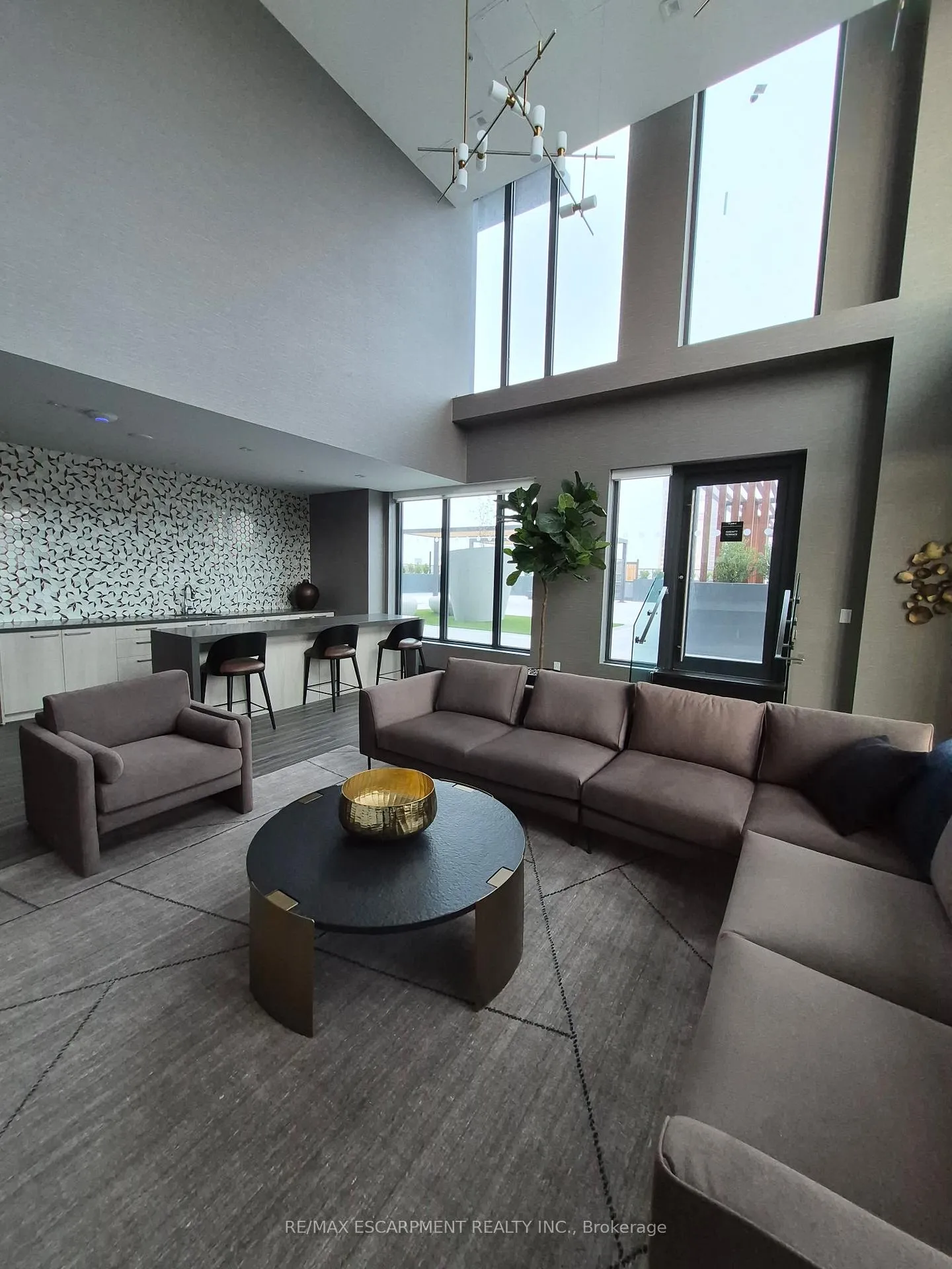 Photo 30 of Unit 818, 75 James Street S, Hamilton, Corktown — HOMEH