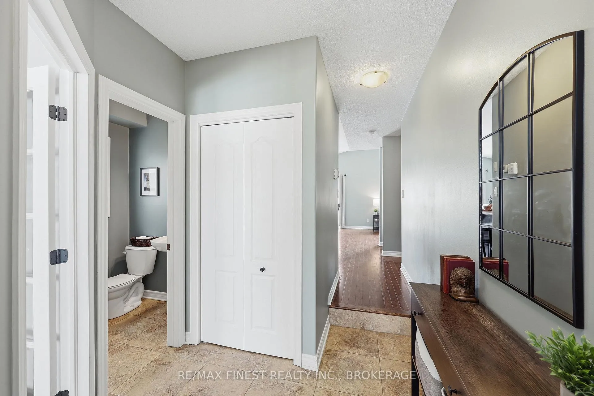 Photo 5 of 1755 Reginald Bart Drive, Kingston, Kingston East (Incl Barret Crt) — HOMEH