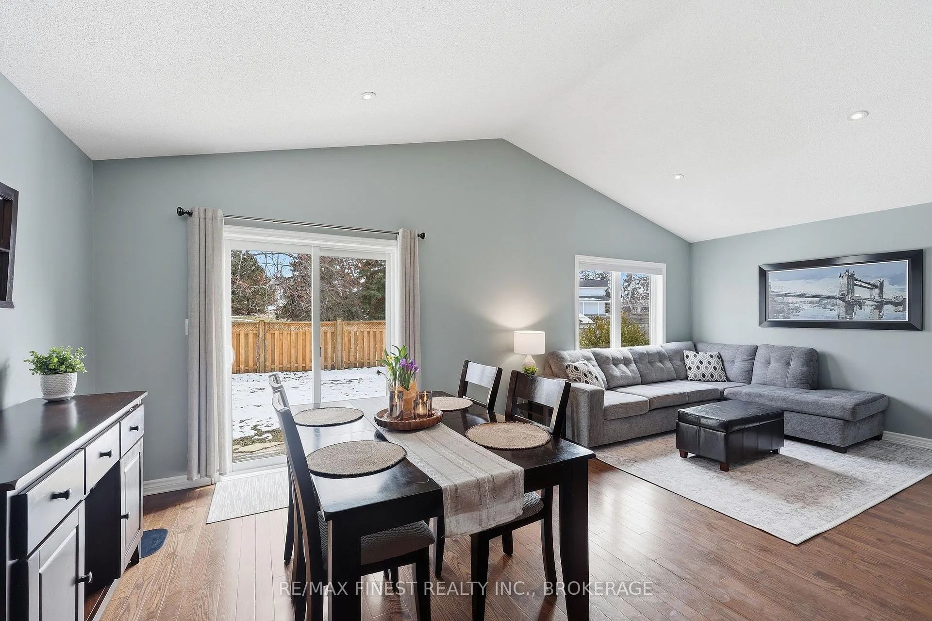 Photo 14 of 1755 Reginald Bart Drive, Kingston, Kingston East (Incl Barret Crt) — HOMEH