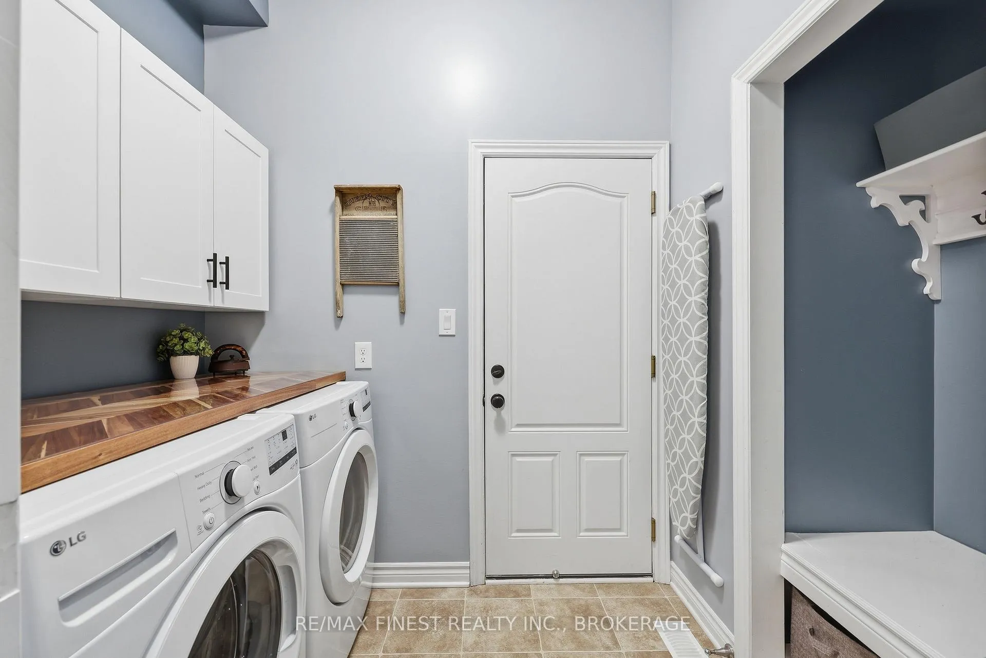 Photo 36 of 1755 Reginald Bart Drive, Kingston, Kingston East (Incl Barret Crt) — HOMEH
