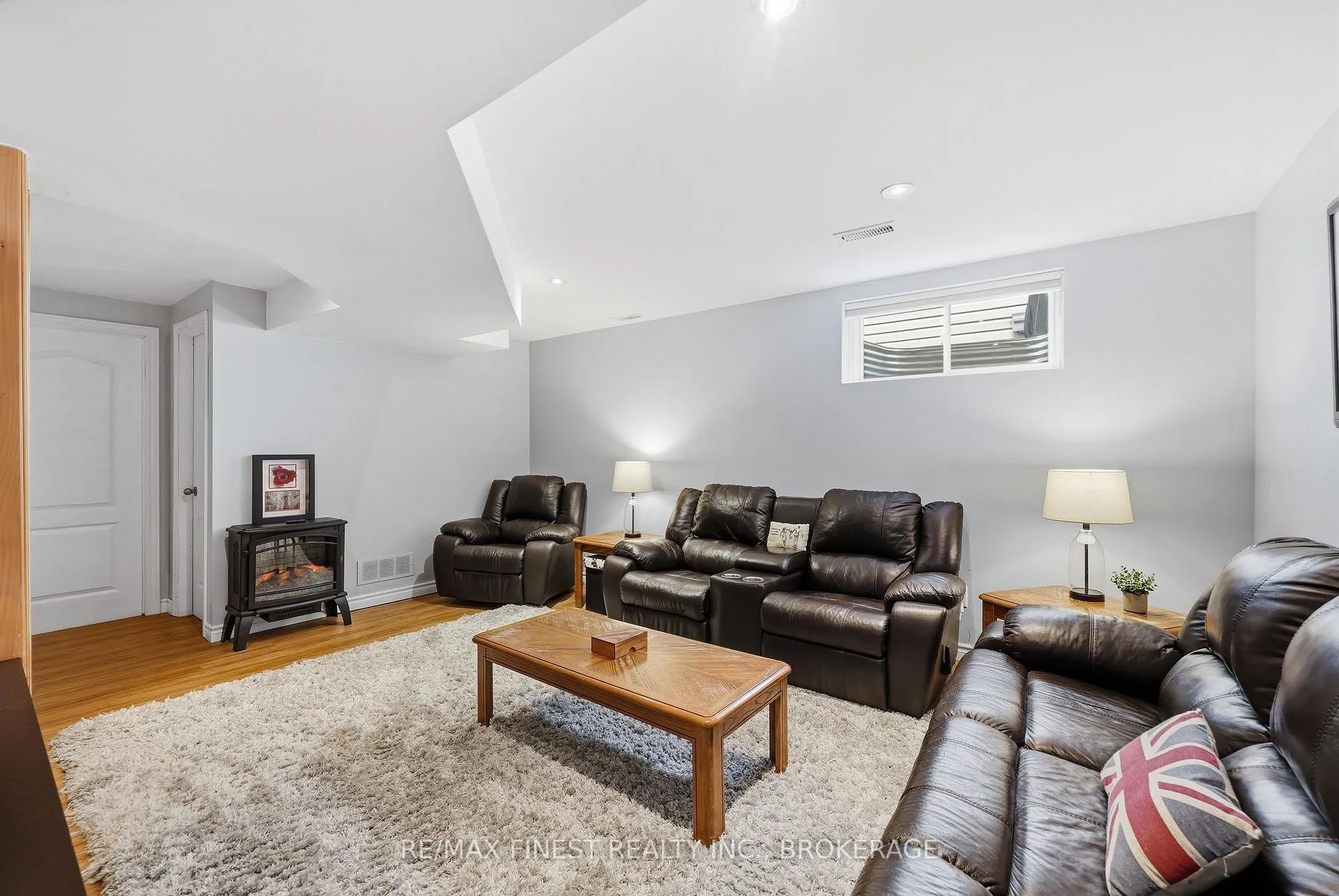 Photo 39 of 1755 Reginald Bart Drive, Kingston, Kingston East (Incl Barret Crt) — HOMEH