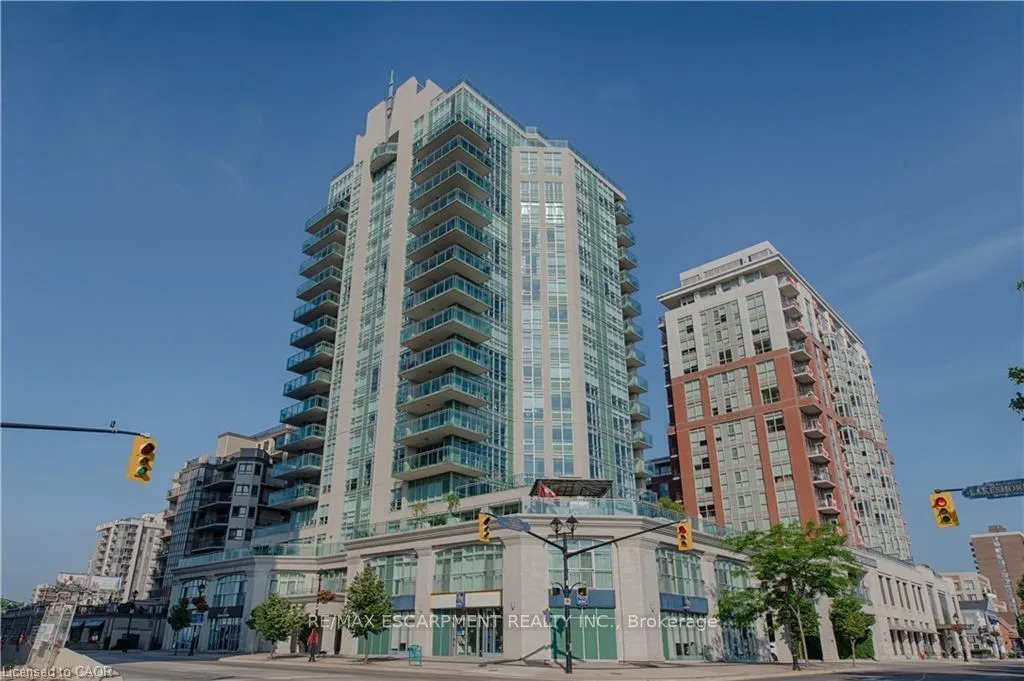 Front of Unit 1001, 360 Pearl Street