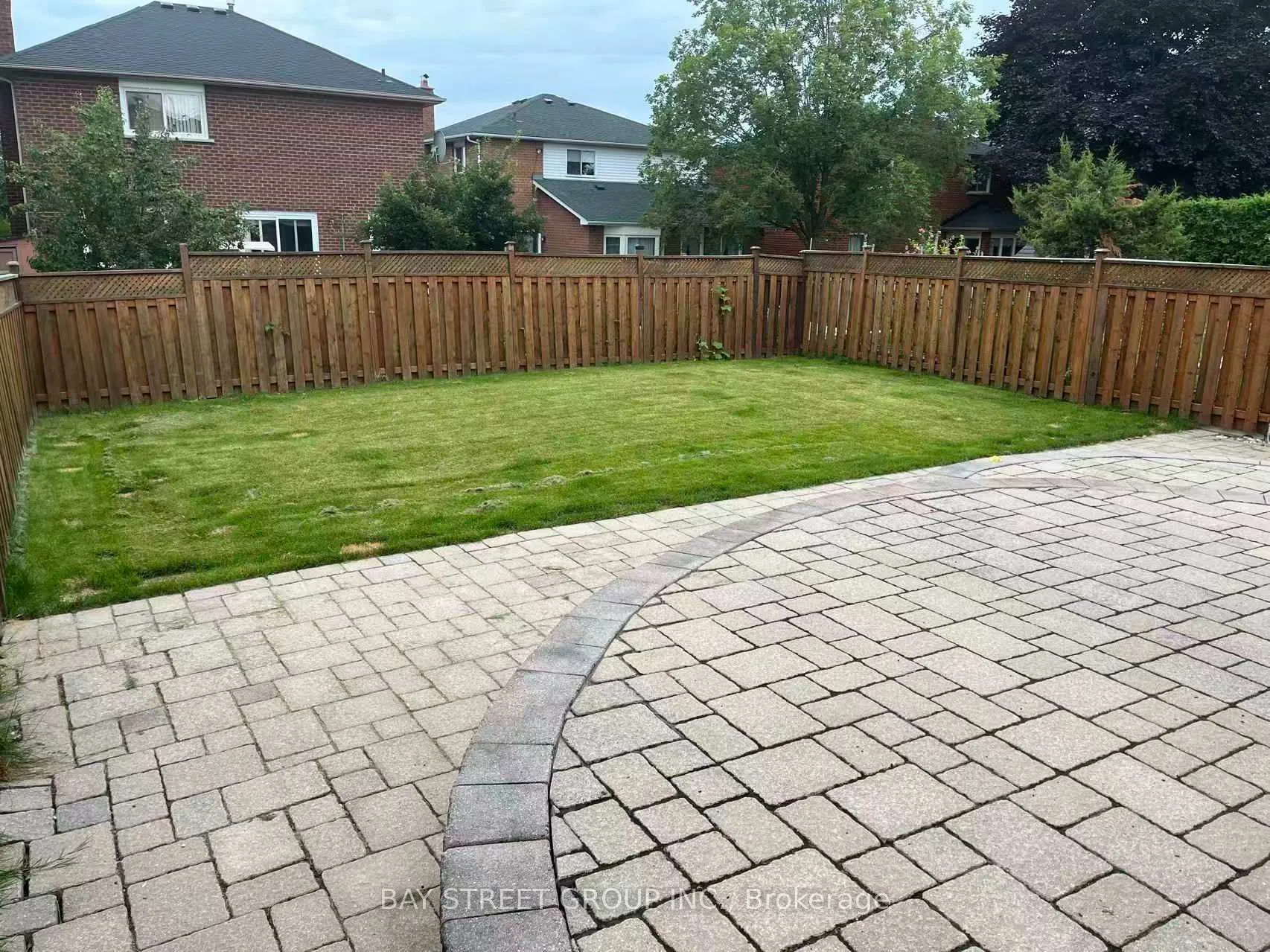 Photo 2 of 41 Couperthwaite Crescent, Markham, Unionville — HOMEH