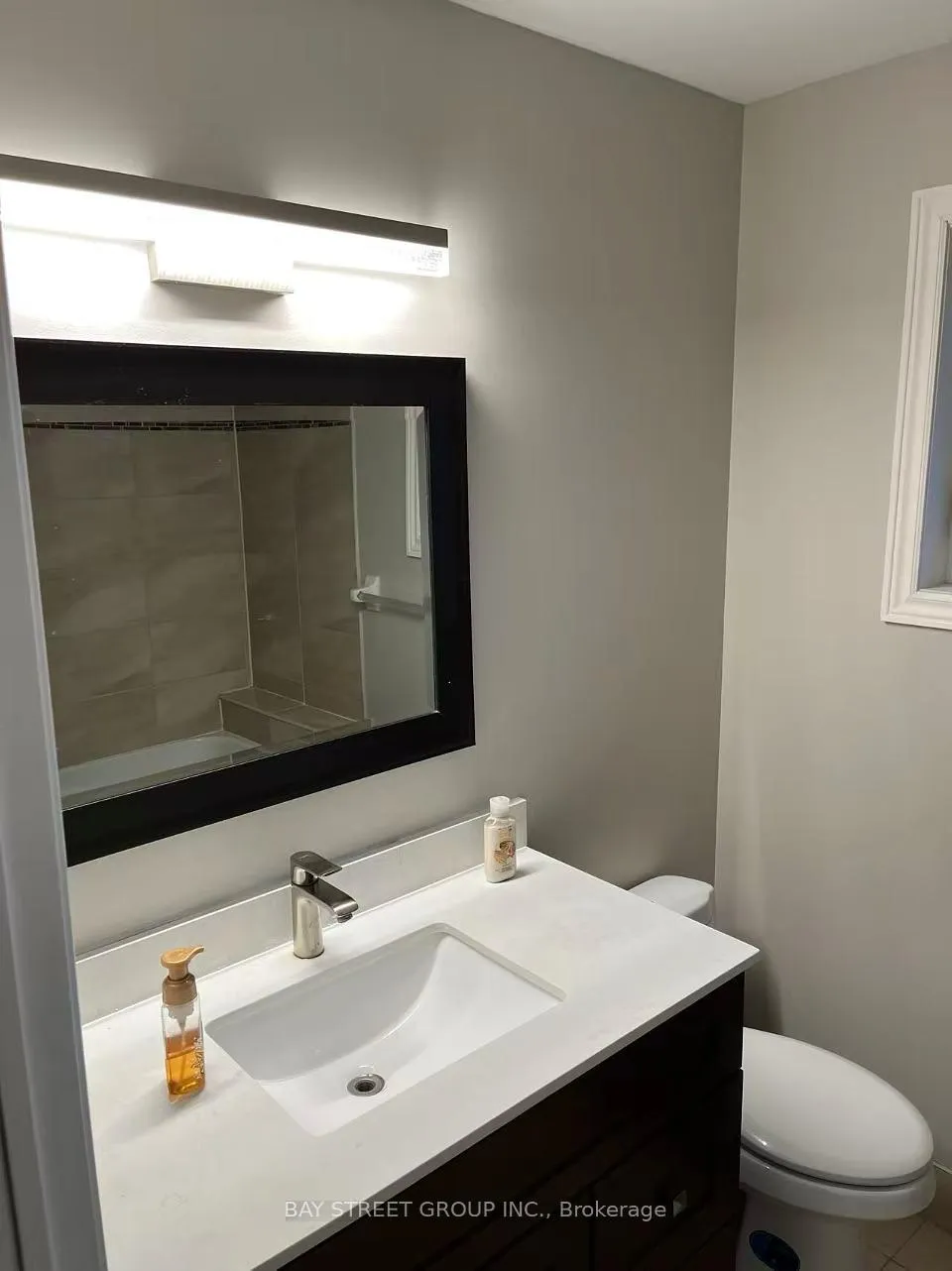 Photo 9 of 41 Couperthwaite Crescent, Markham, Unionville — HOMEH