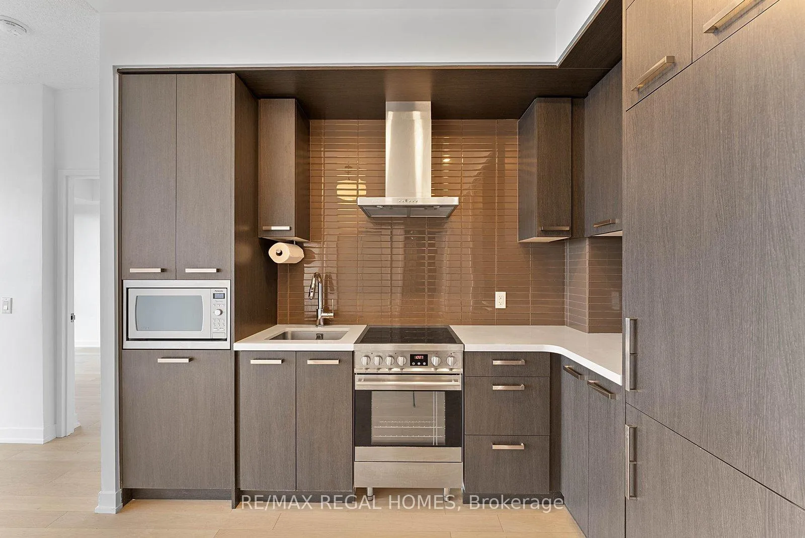 Photo 1 of Unit N814, 120 Bayview Avenue, Toronto, Waterfront Communities — HOMEH
