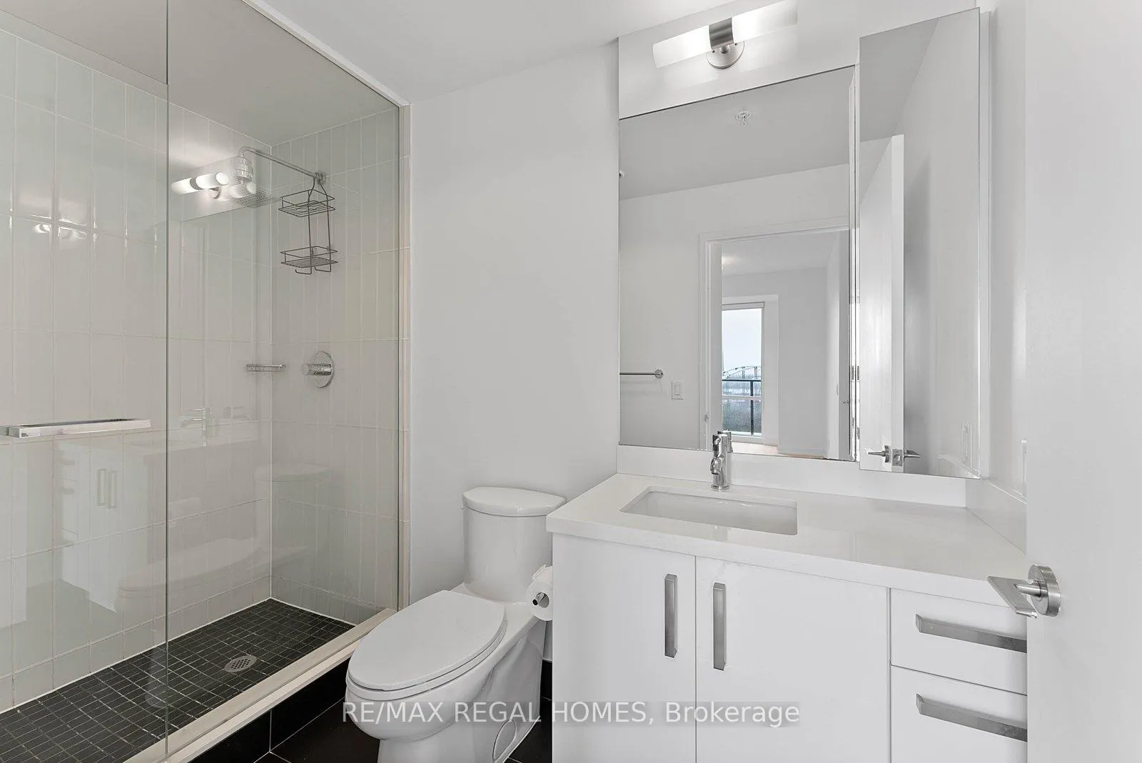 Photo 10 of Unit N814, 120 Bayview Avenue, Toronto, Waterfront Communities — HOMEH