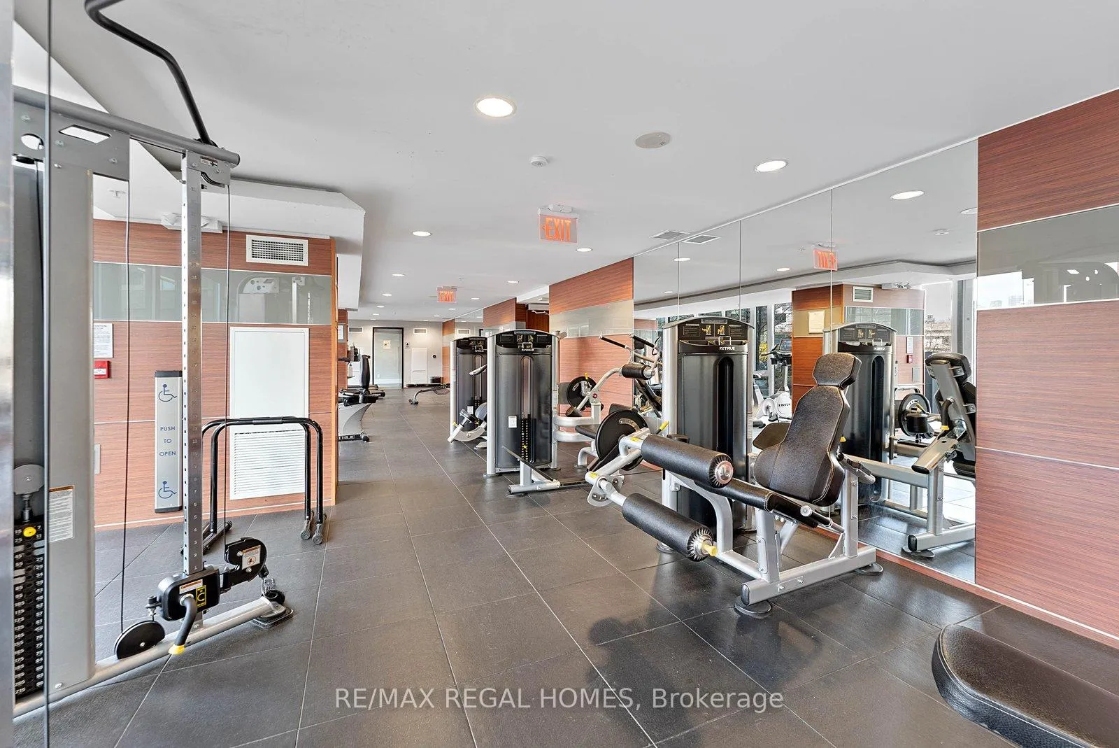 Photo 34 of Unit N814, 120 Bayview Avenue, Toronto, Waterfront Communities — HOMEH