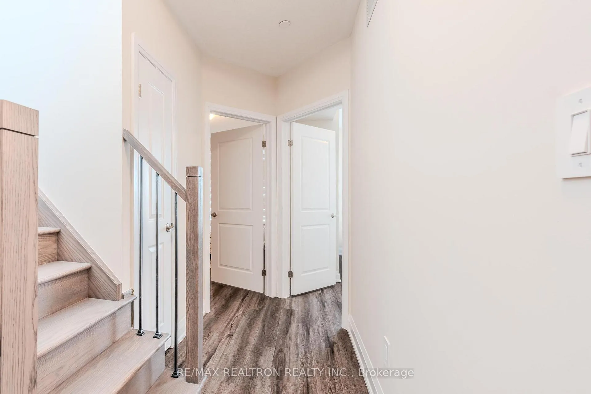 Photo 9 of Unit 115, 1577 Rose Way, Milton, Cobban — HOMEH