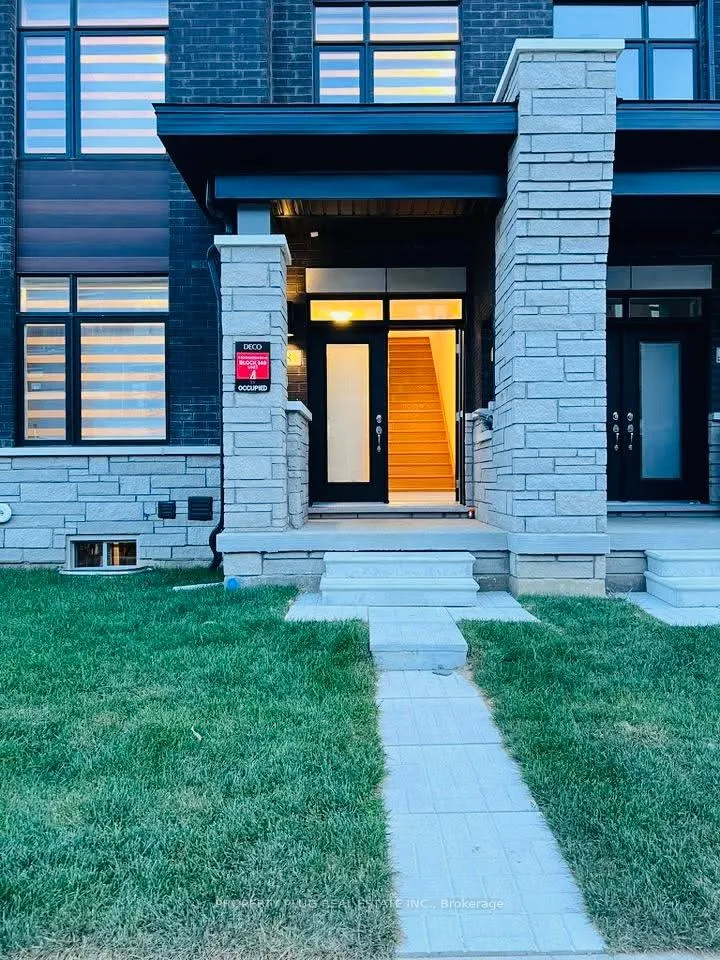 Photo 1 of 8 Bonnington Drive, Brampton, Northwest Brampton — HOMEH