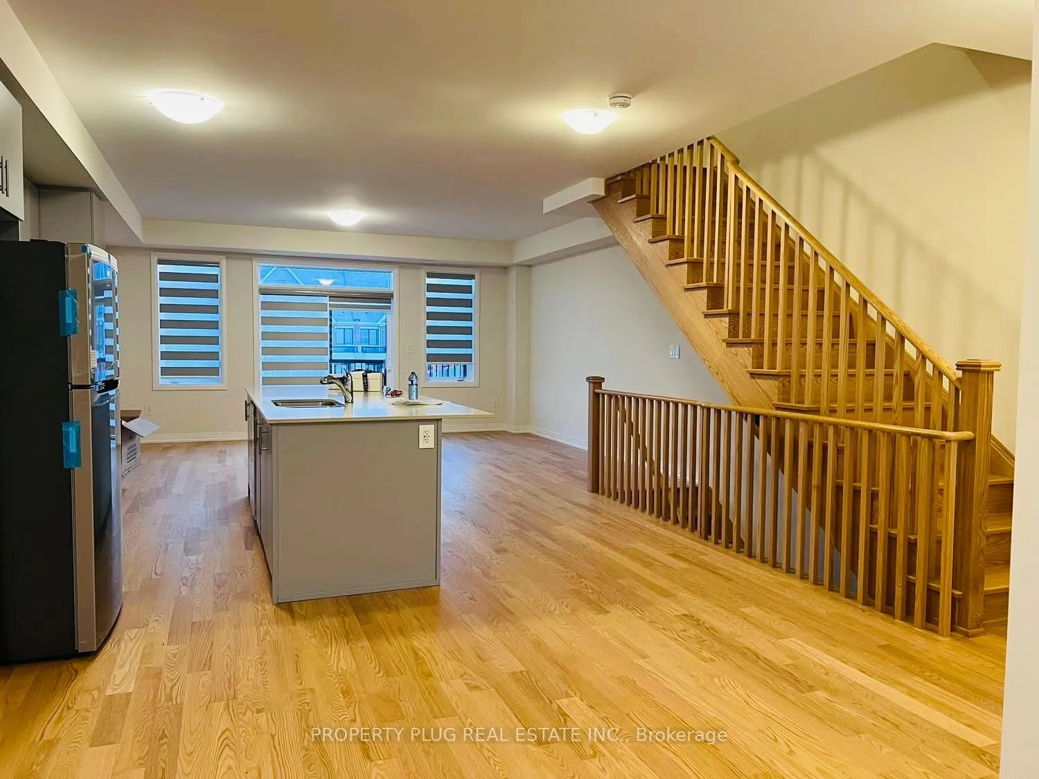 Photo 12 of 8 Bonnington Drive, Brampton, Northwest Brampton — HOMEH