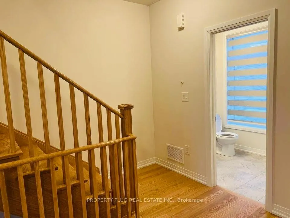 Photo 17 of 8 Bonnington Drive, Brampton, Northwest Brampton — HOMEH