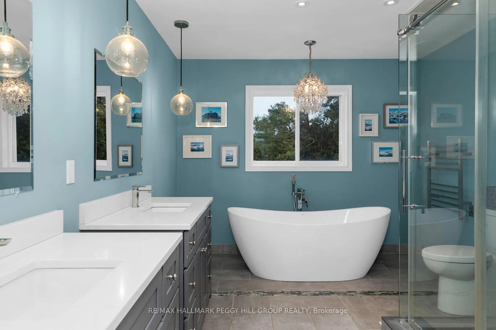 Photo 12 of 44 Birkhall Place, Barrie, Innis-Shore — HOMEH