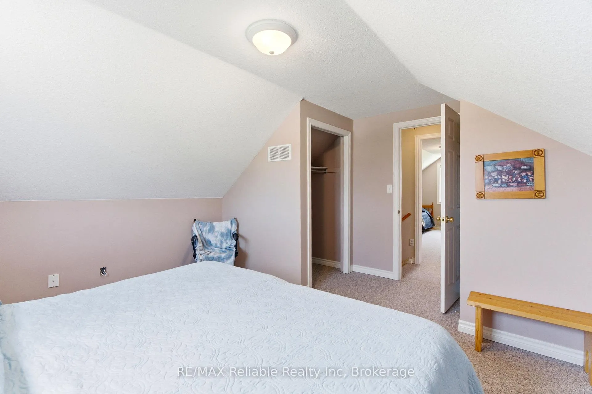 Photo 23 of 13 Ducharme Crescent, Bluewater, Bayfield — HOMEH