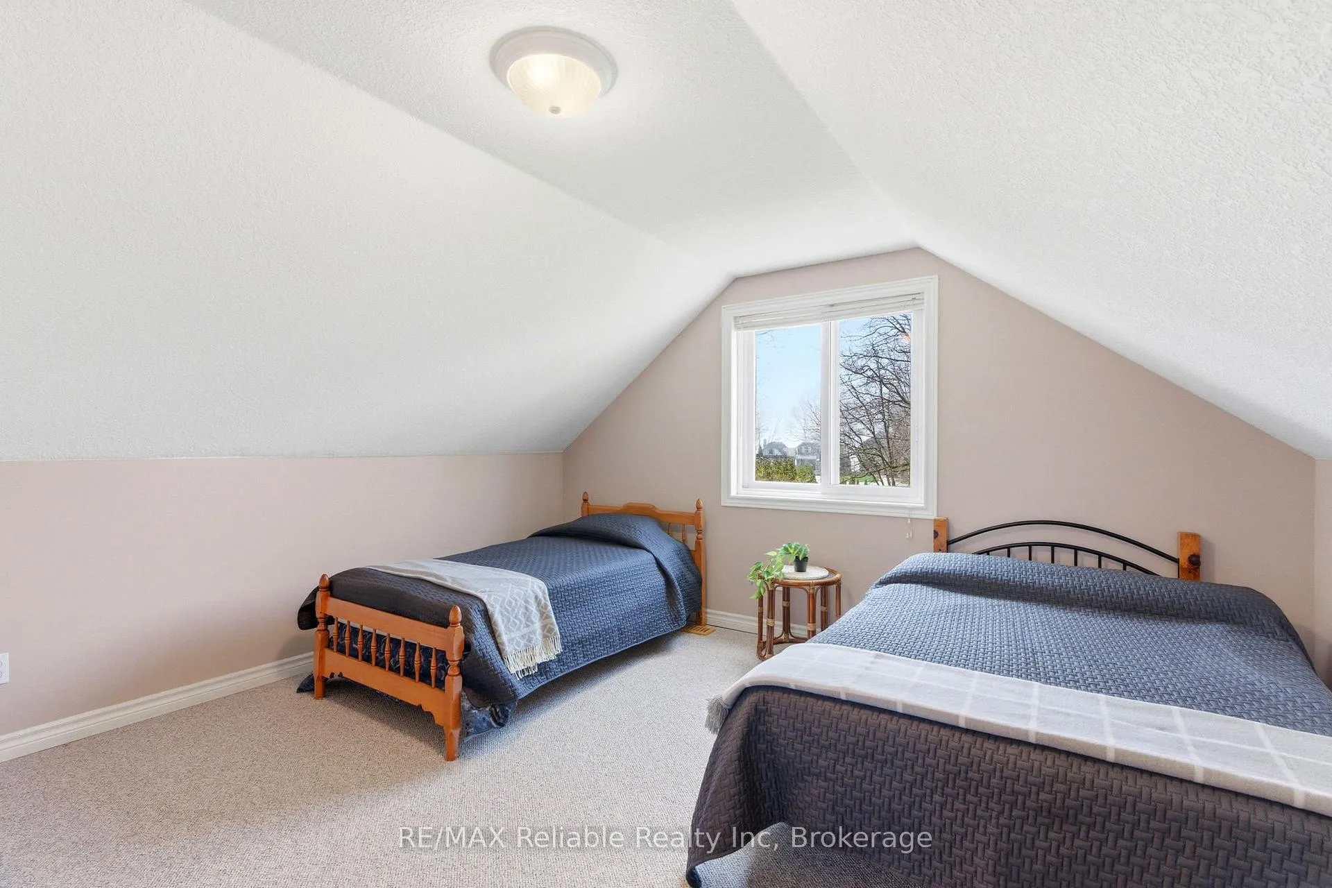 Photo 27 of 13 Ducharme Crescent, Bluewater, Bayfield — HOMEH